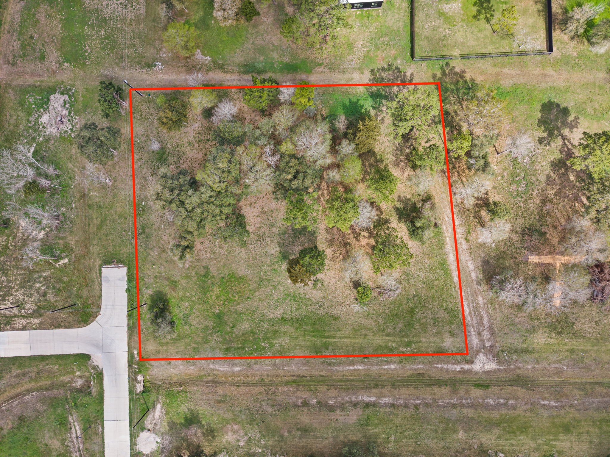 2603 Whispering Pine Drive Property Photo 5