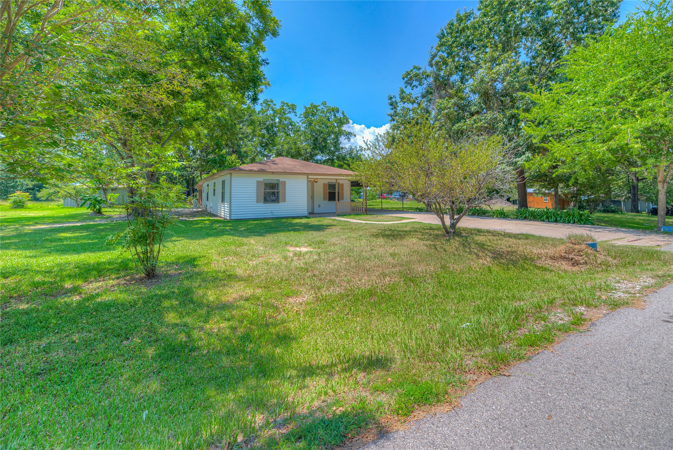 305 Oak Ridge Drive Property Photo 26