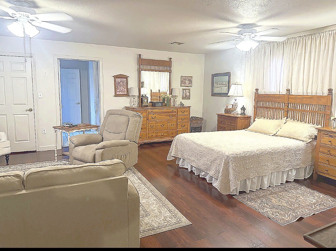 7302 Treewater Drive Property Photo 17
