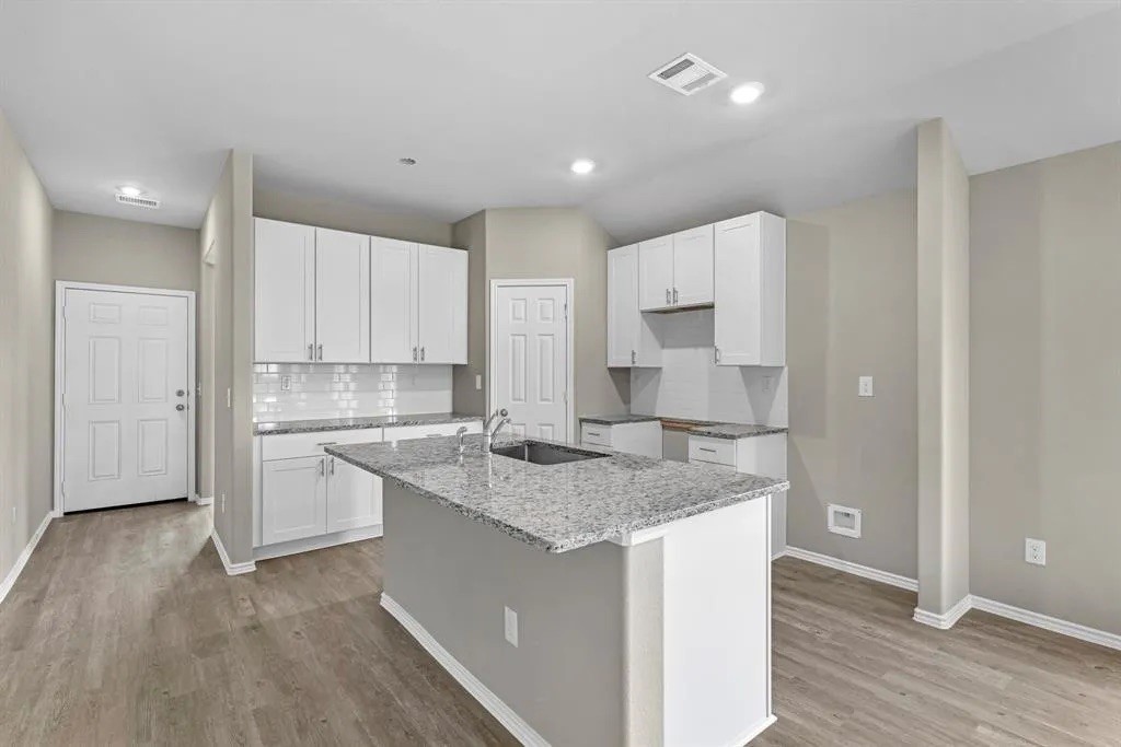 8213 Red Spruce Street Property Photo 7