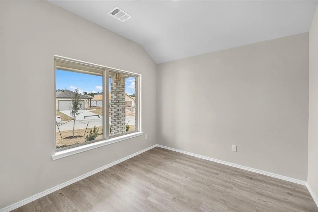 8213 Red Spruce Street Property Photo 11