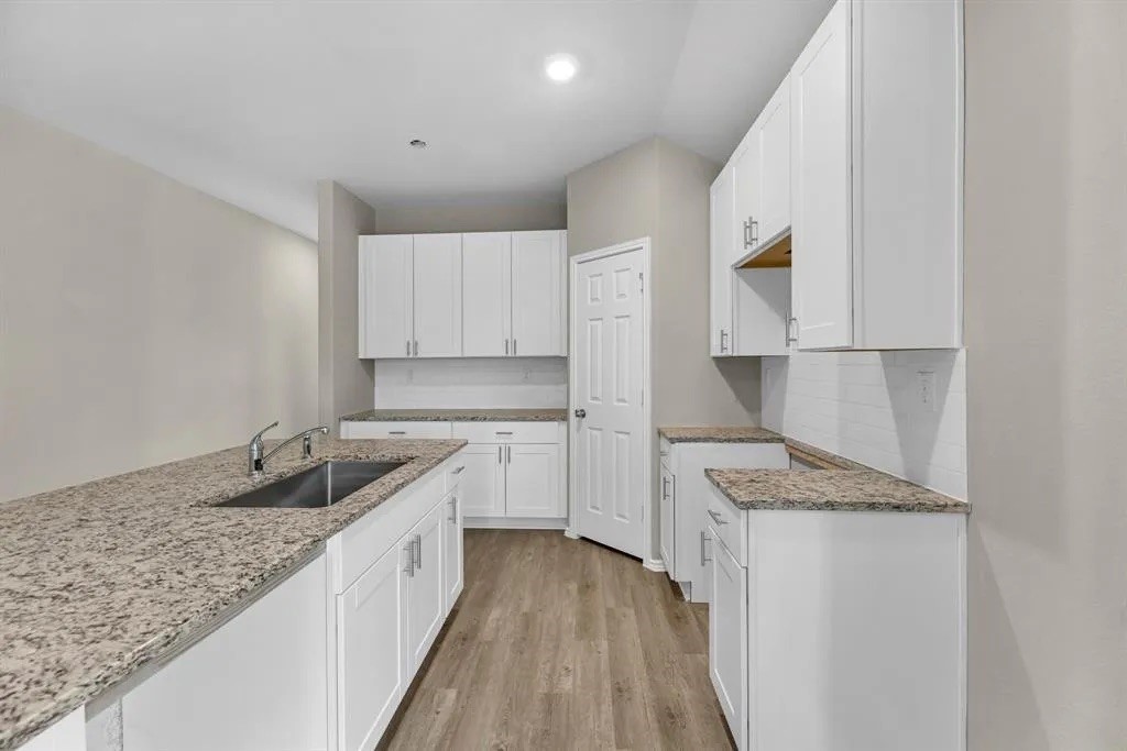 8213 Red Spruce Street Property Photo 12