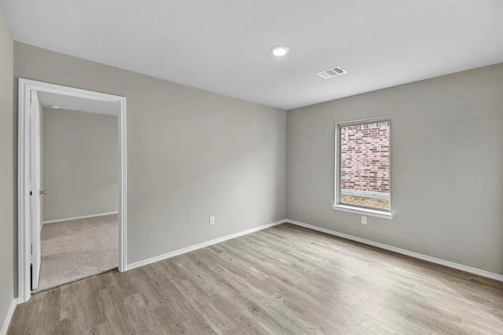 8213 Red Spruce Street Property Photo 14