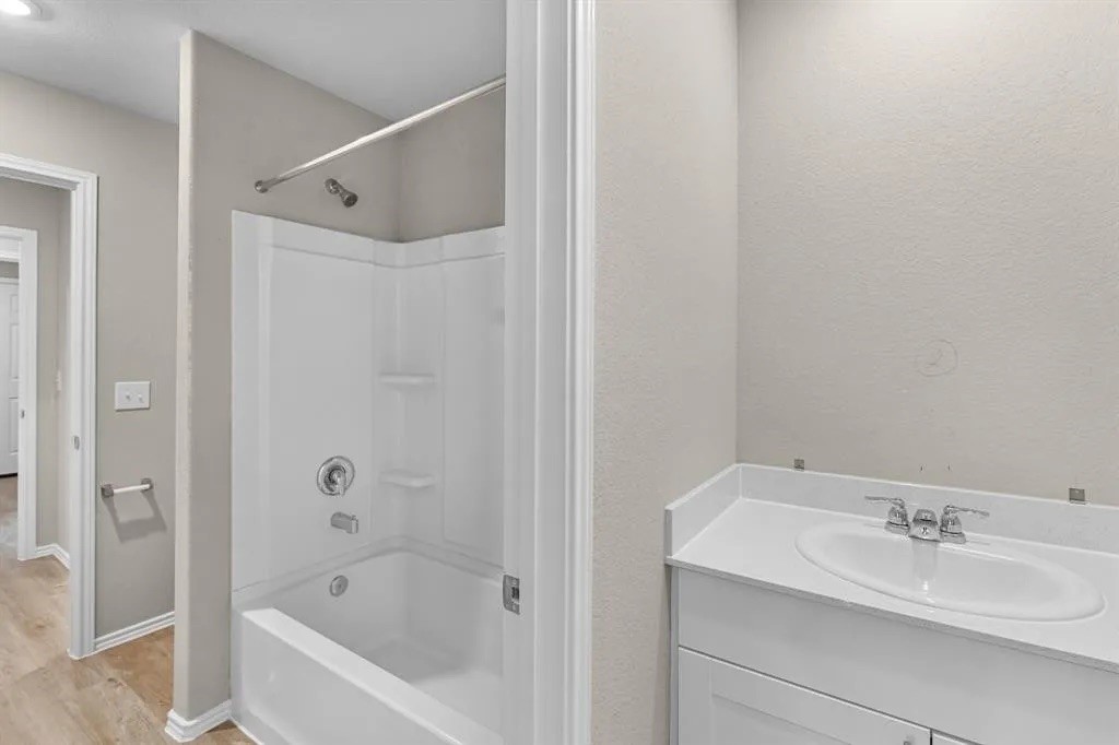 8213 Red Spruce Street Property Photo 18