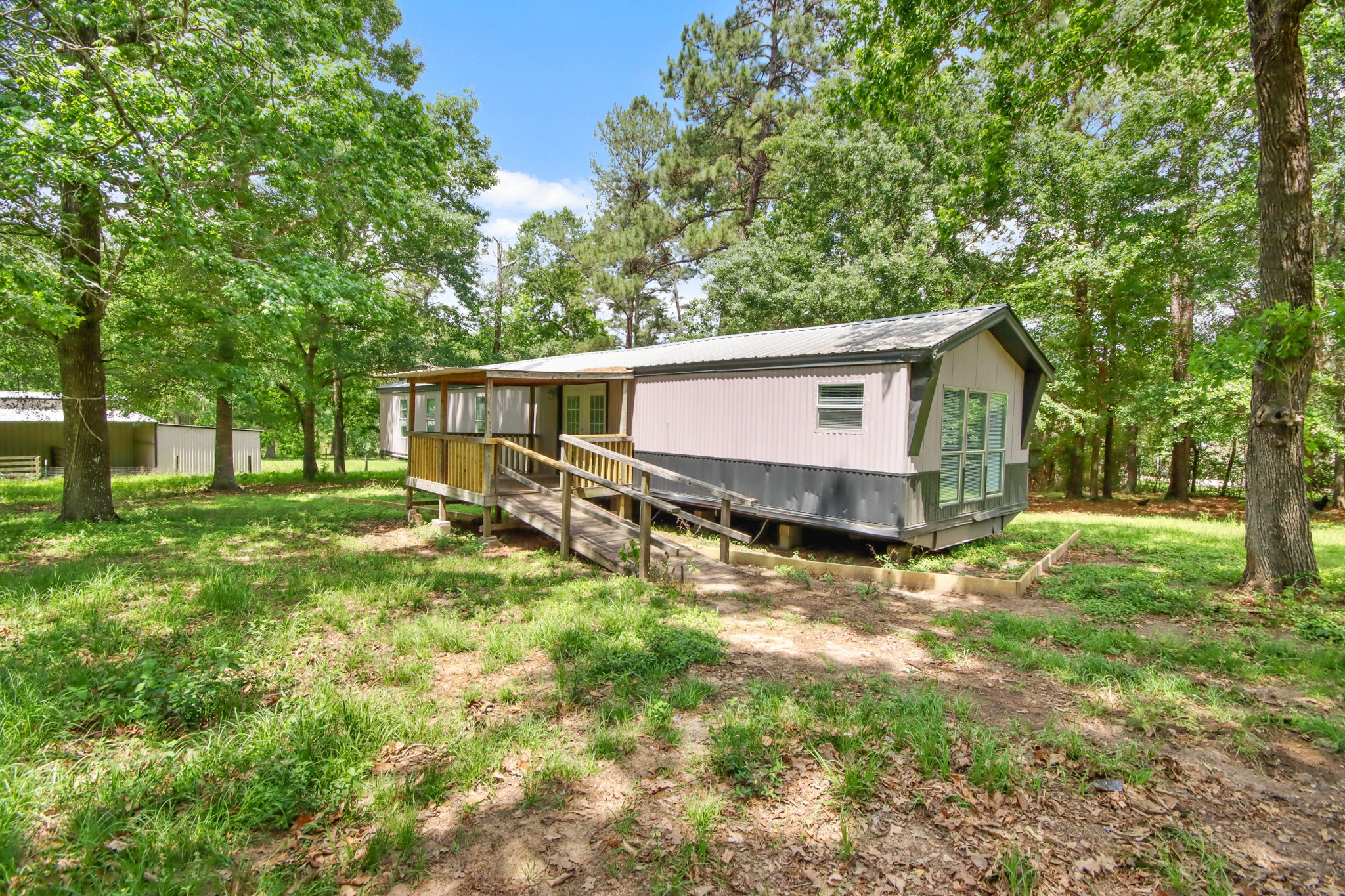25494 Deepwood Drive B Property Photo 2