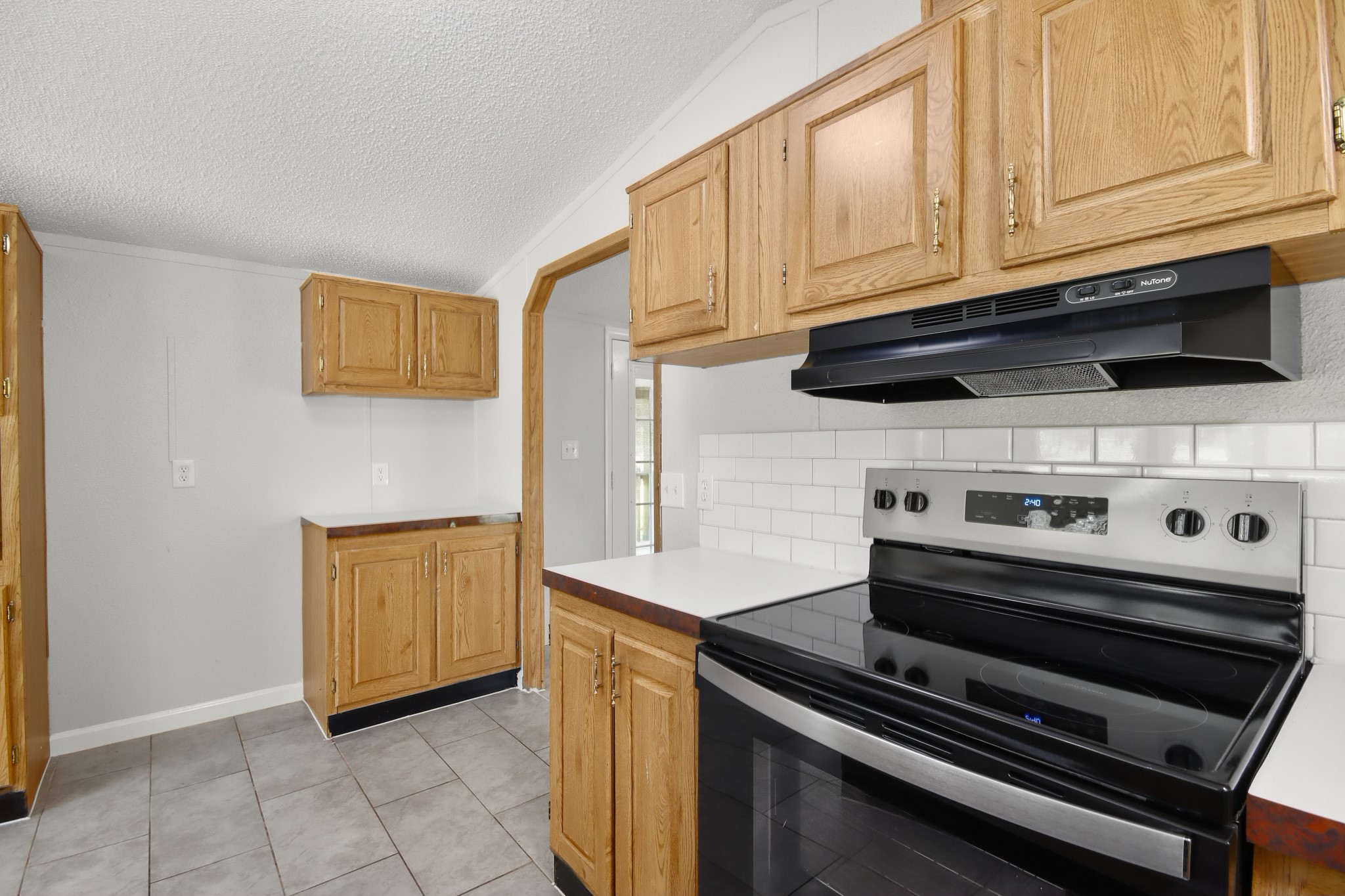 25494 Deepwood Drive B Property Photo 11