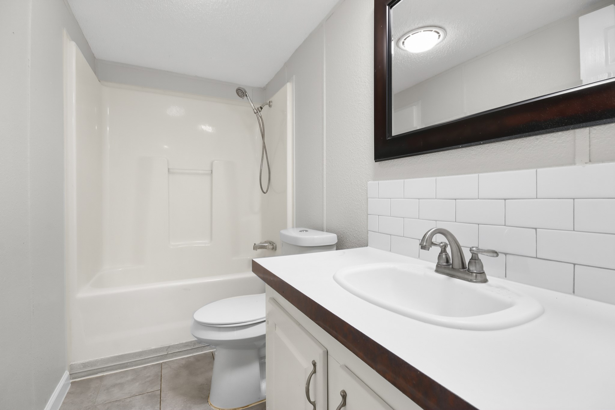 25494 Deepwood Drive B Property Photo 18