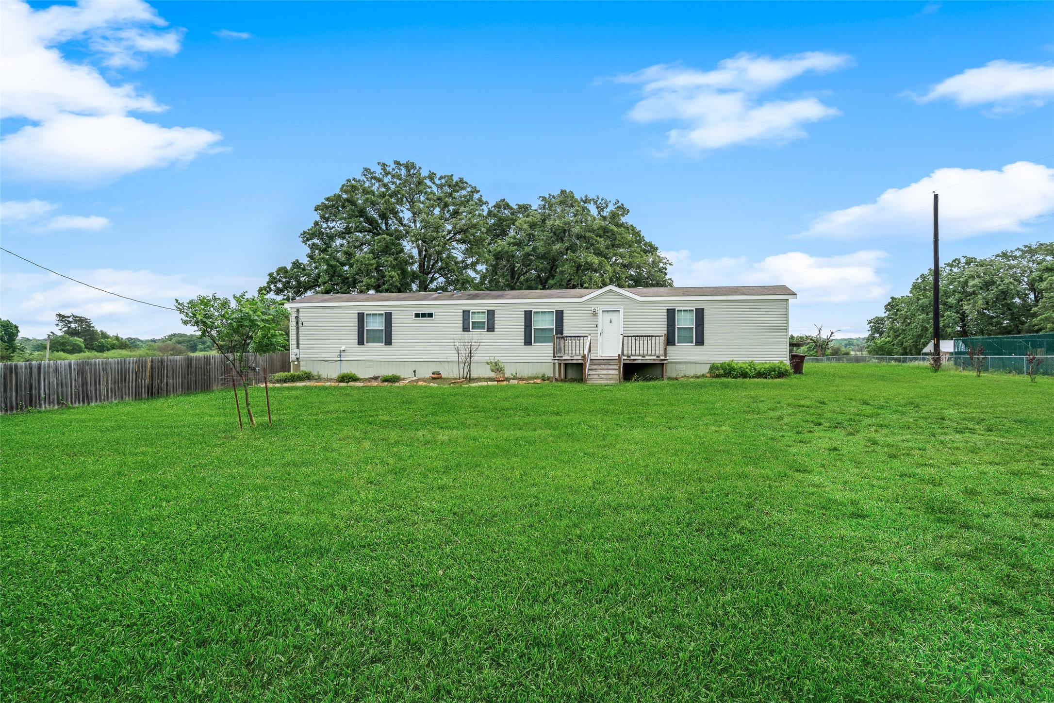 9144 Hensarling Lane Property Photo 2