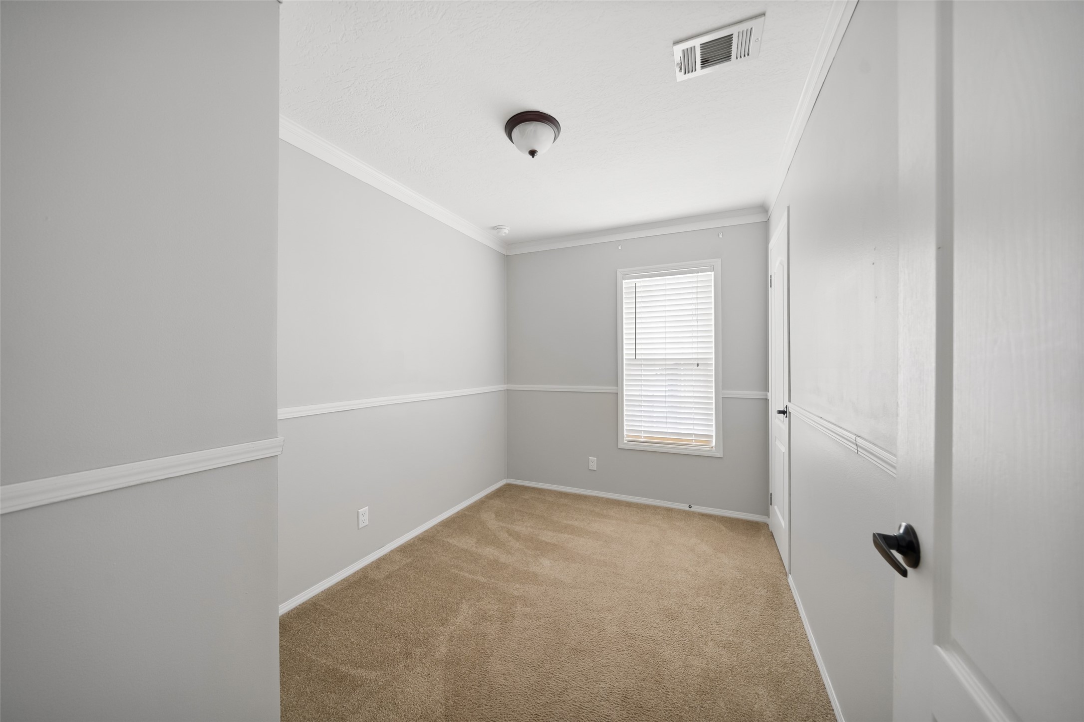 9144 Hensarling Lane Property Photo 8