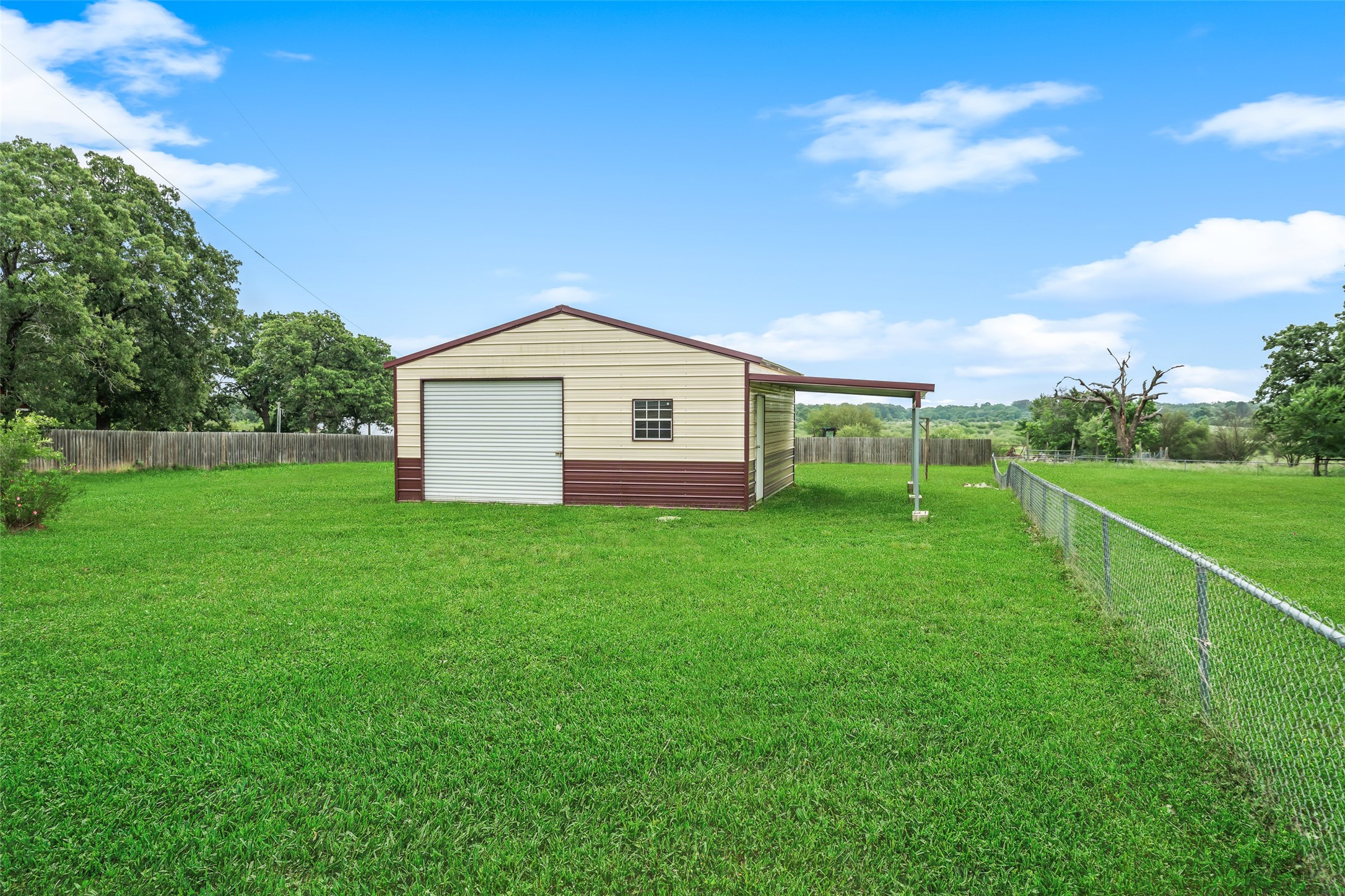 9144 Hensarling Lane Property Photo 15