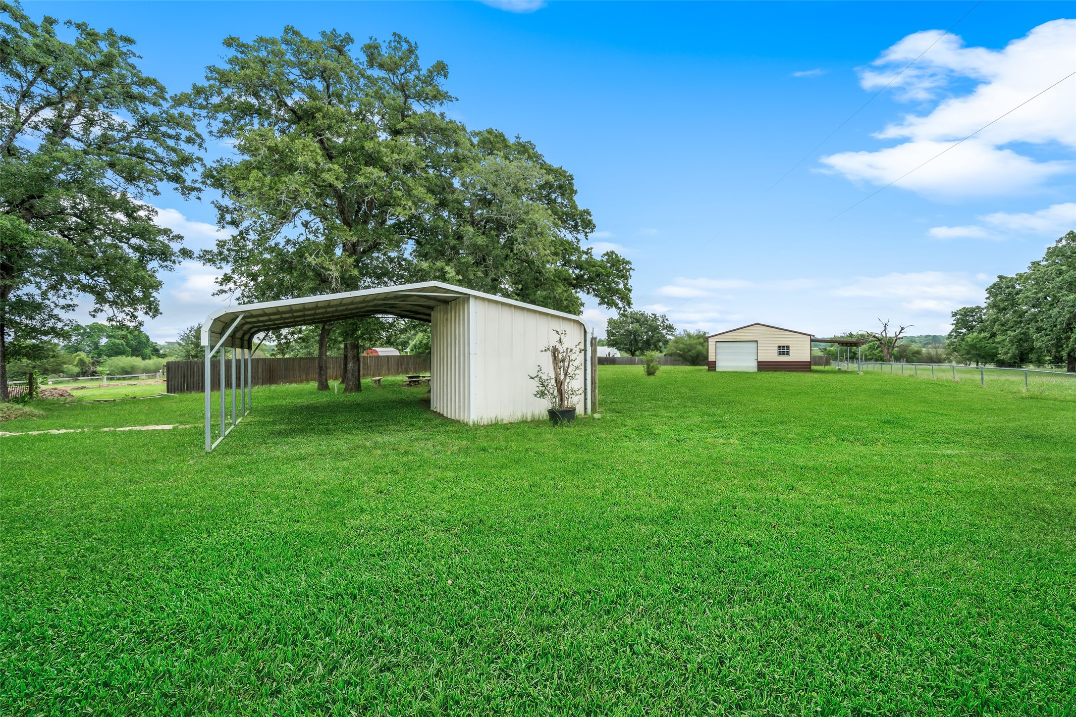 9144 Hensarling Lane Property Photo 17