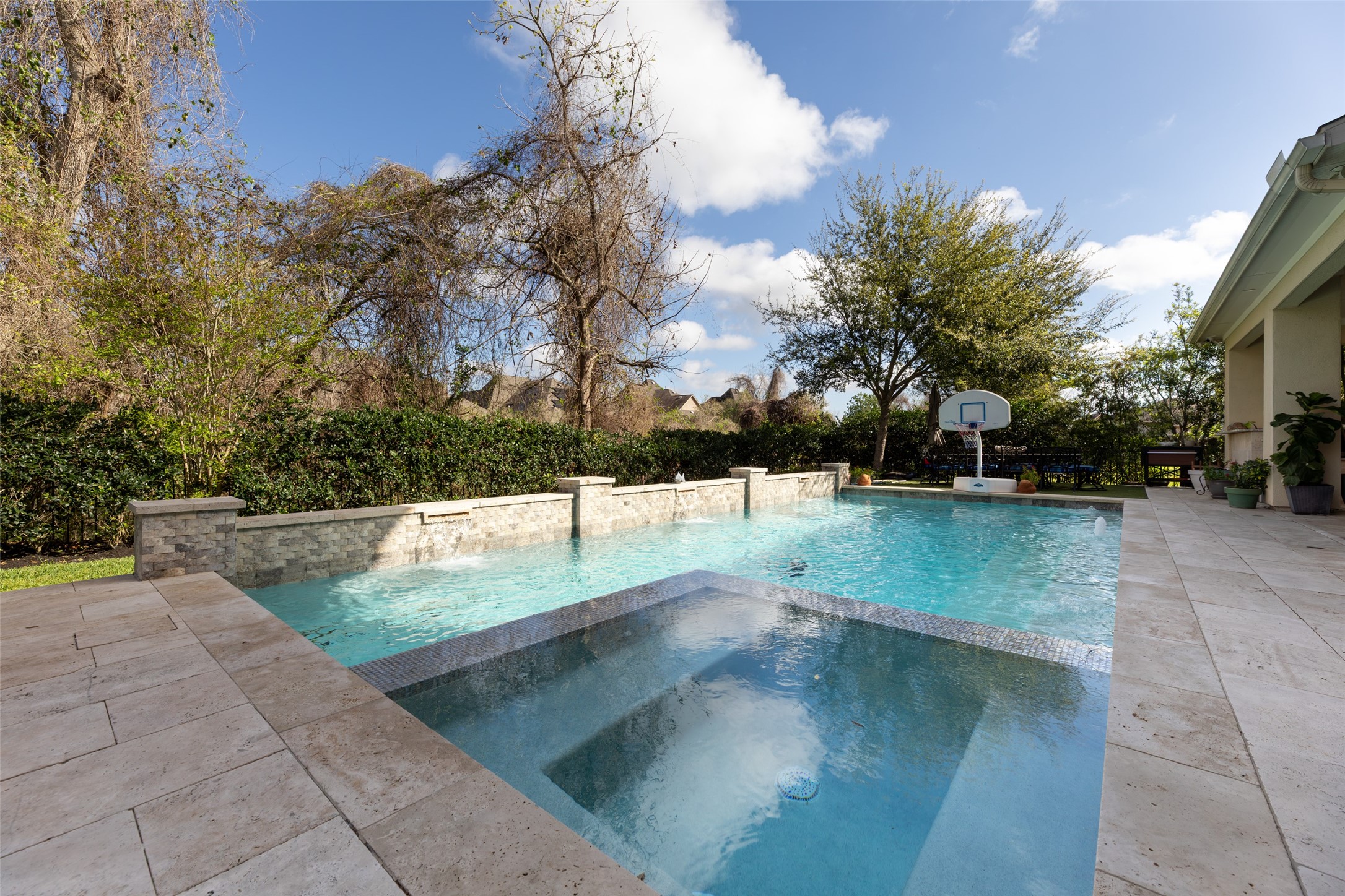 9407 Fox Bend Lane Property Photo 33