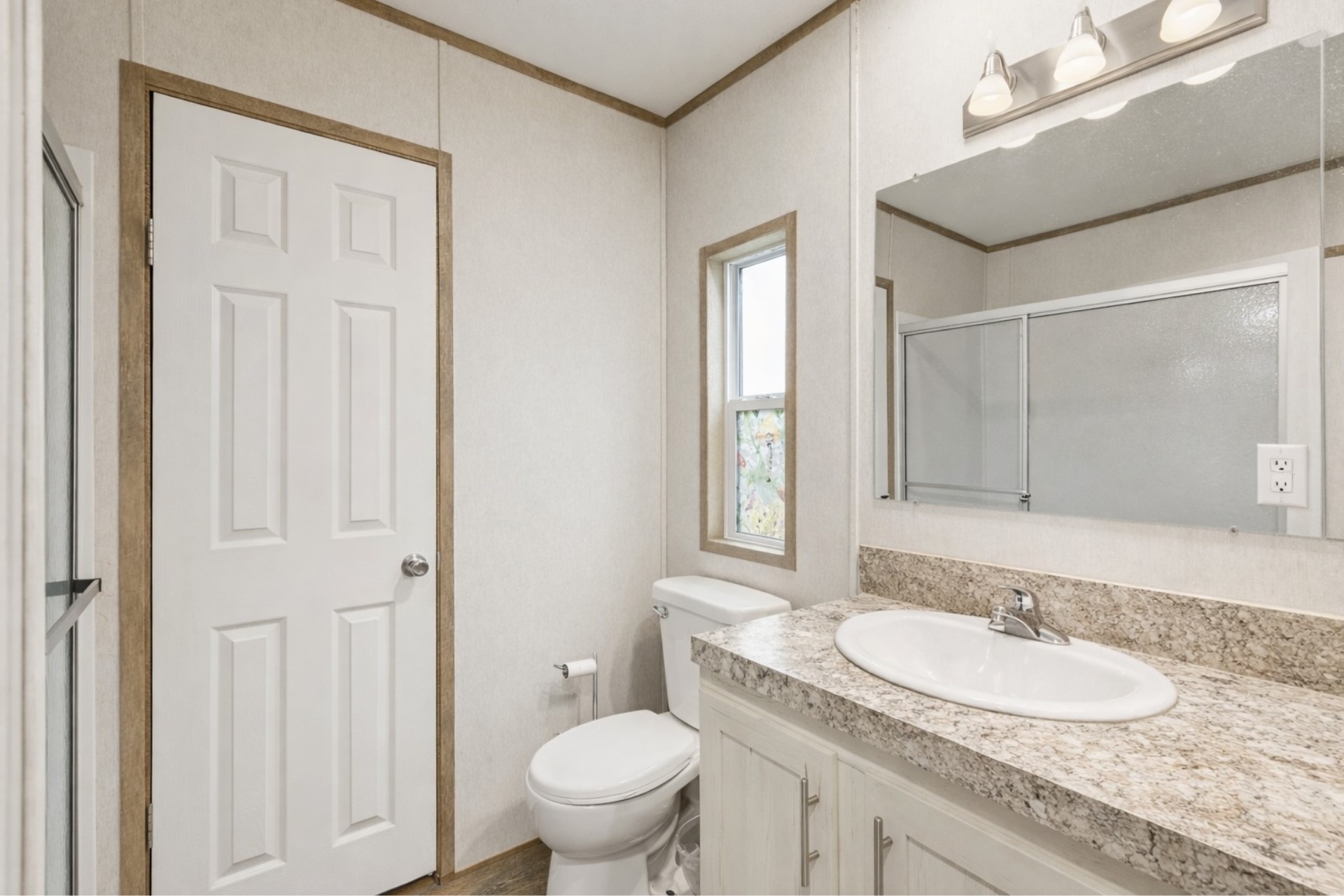 27546 Spanish Oaks Drive Property Photo 5