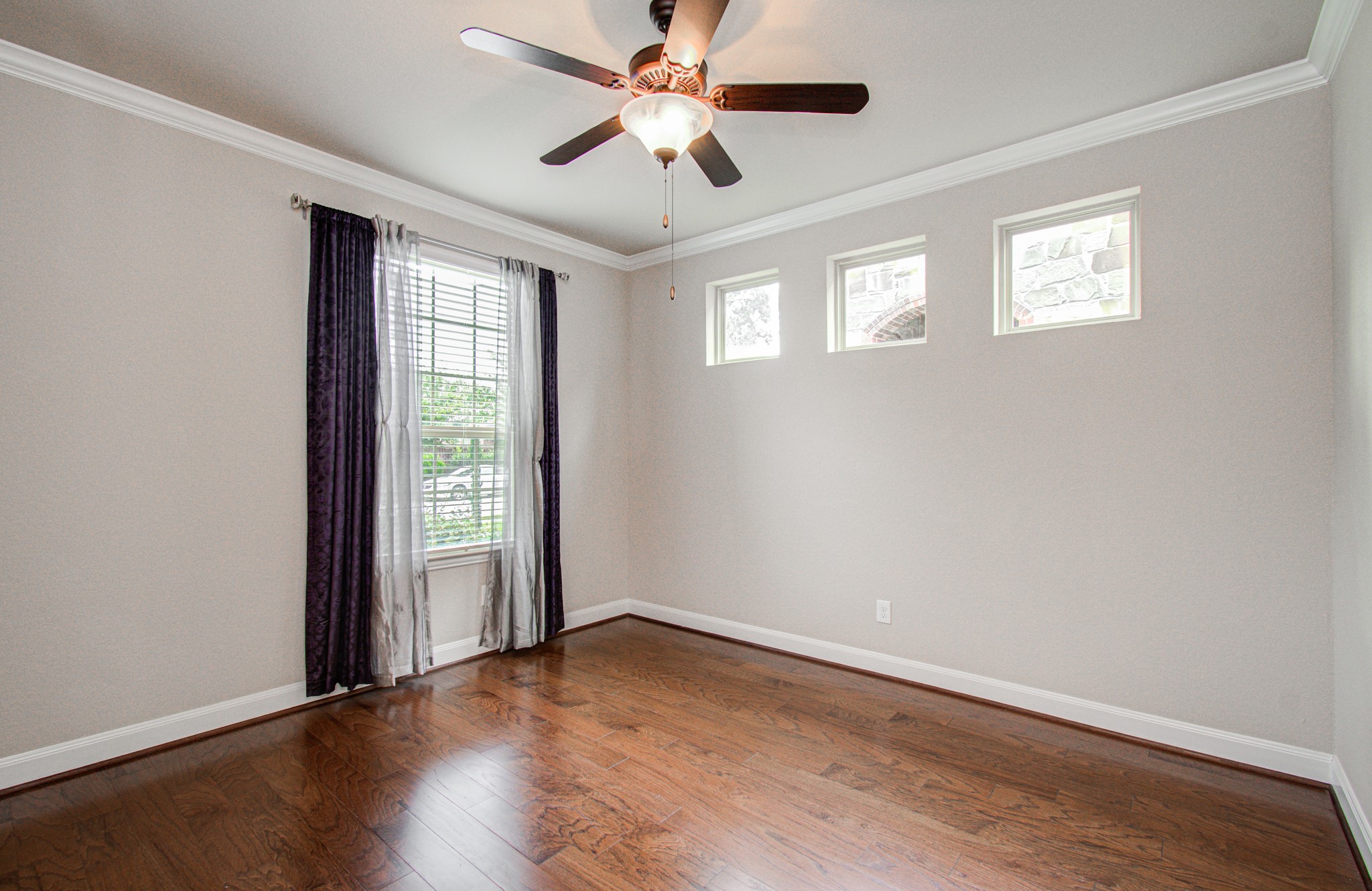 15427 Dundas Drive Property Photo 14