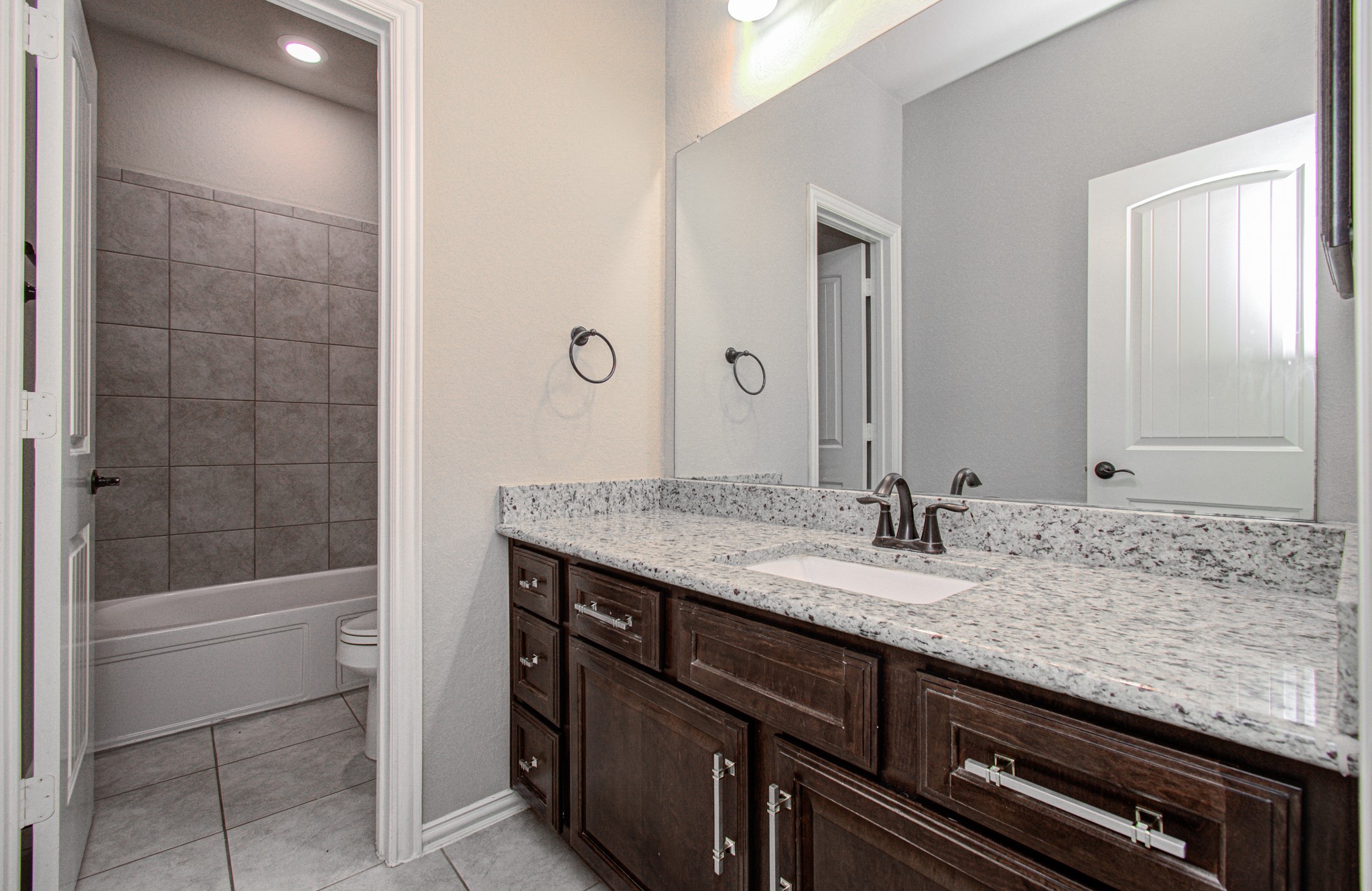 15427 Dundas Drive Property Photo 28