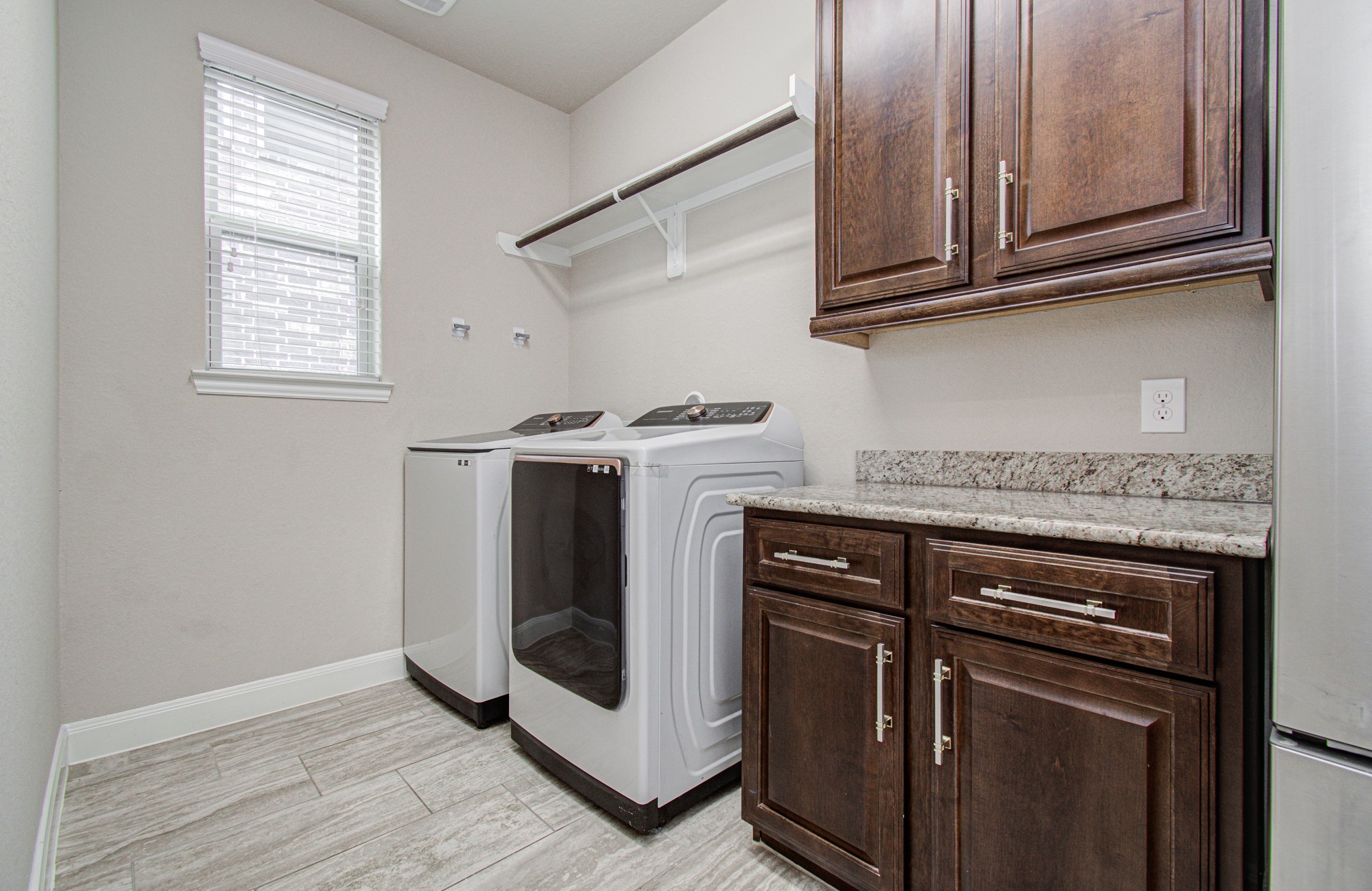 15427 Dundas Drive Property Photo 33
