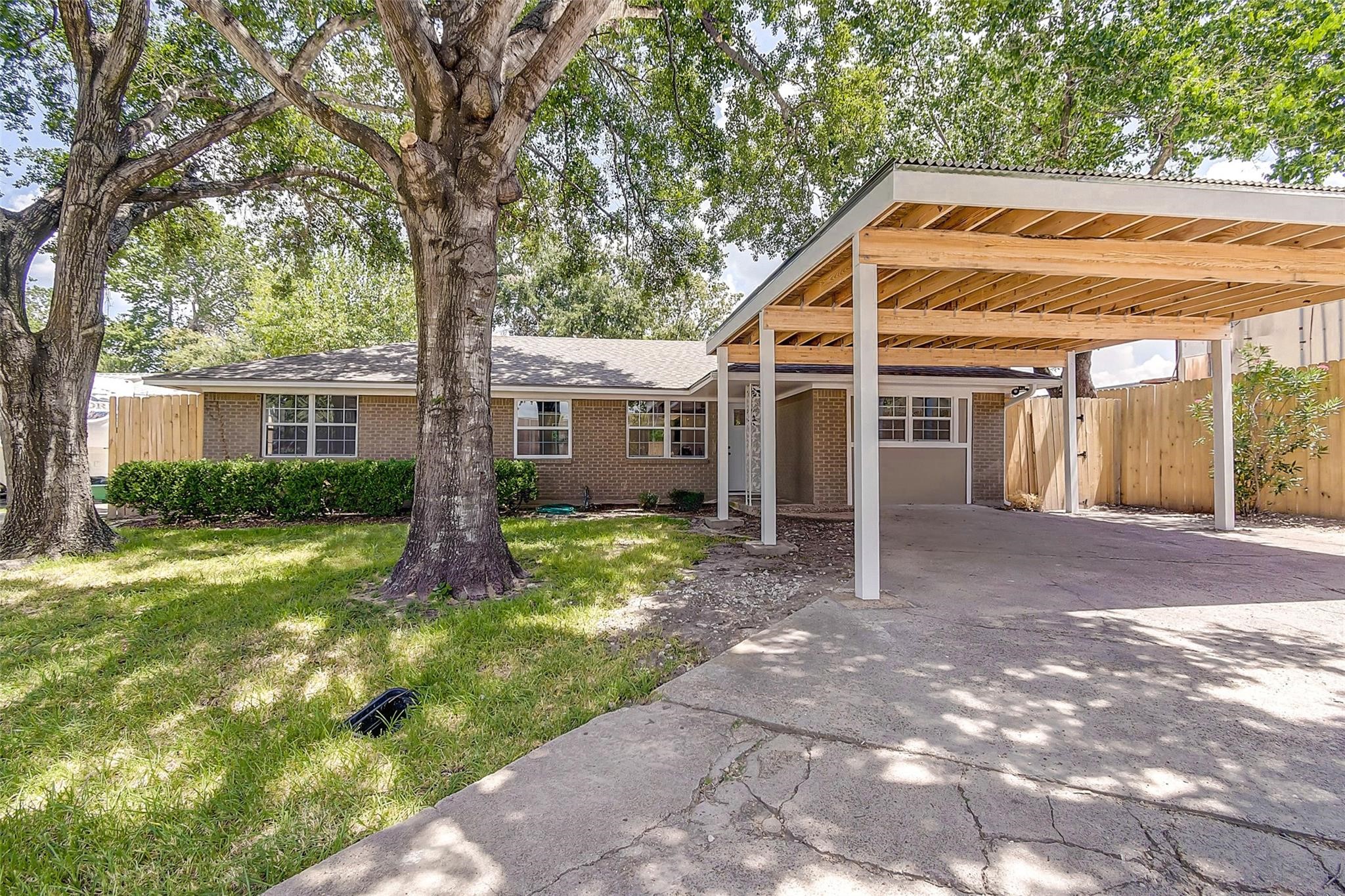 3602 Zoch Lane Property Photo 2