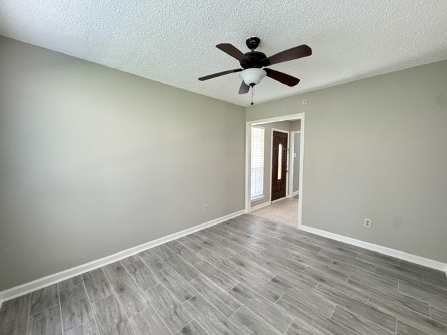 3043 Mosby Drive Property Photo 6