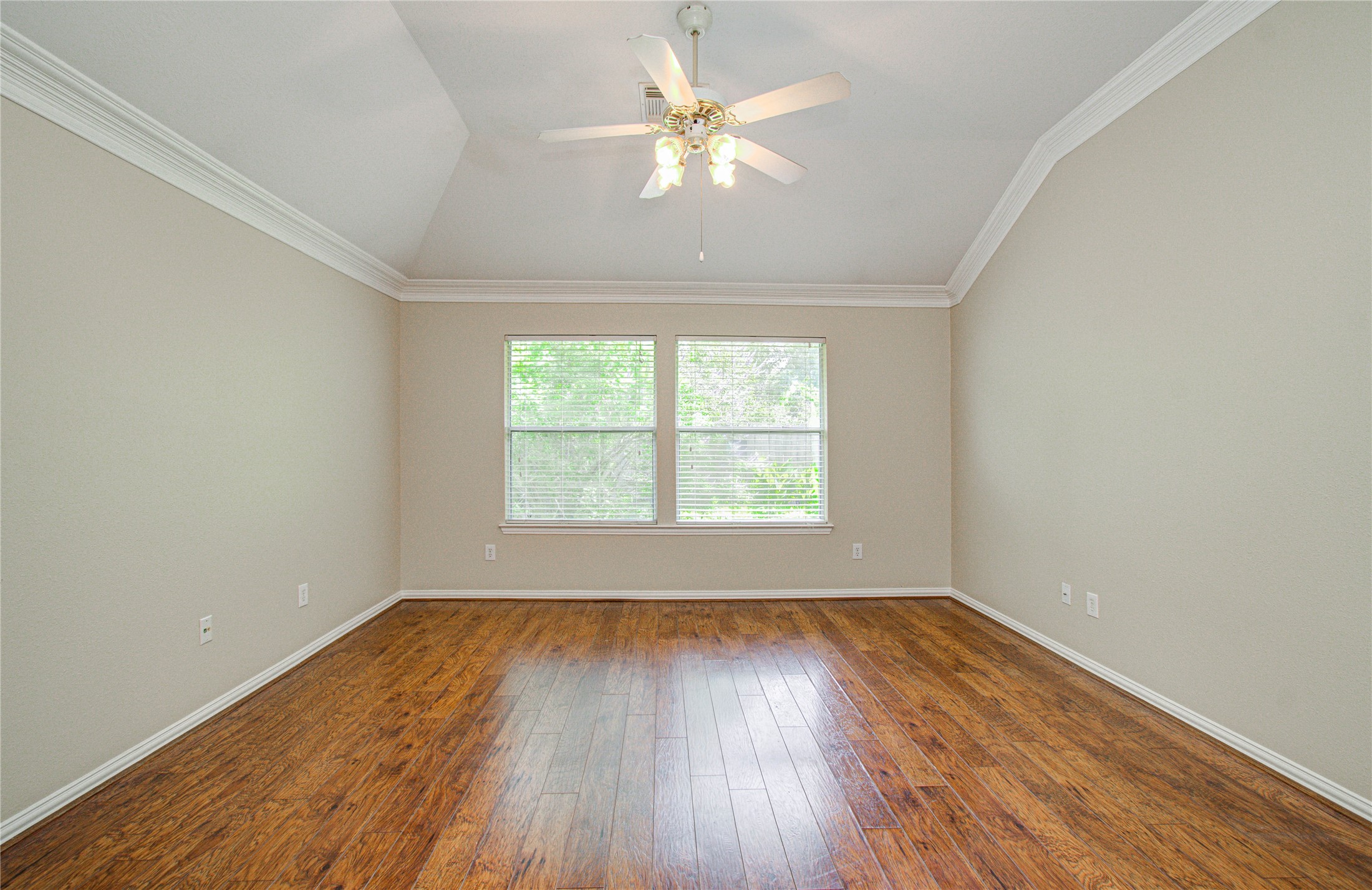 18223 Heathridge Lane Property Photo 34