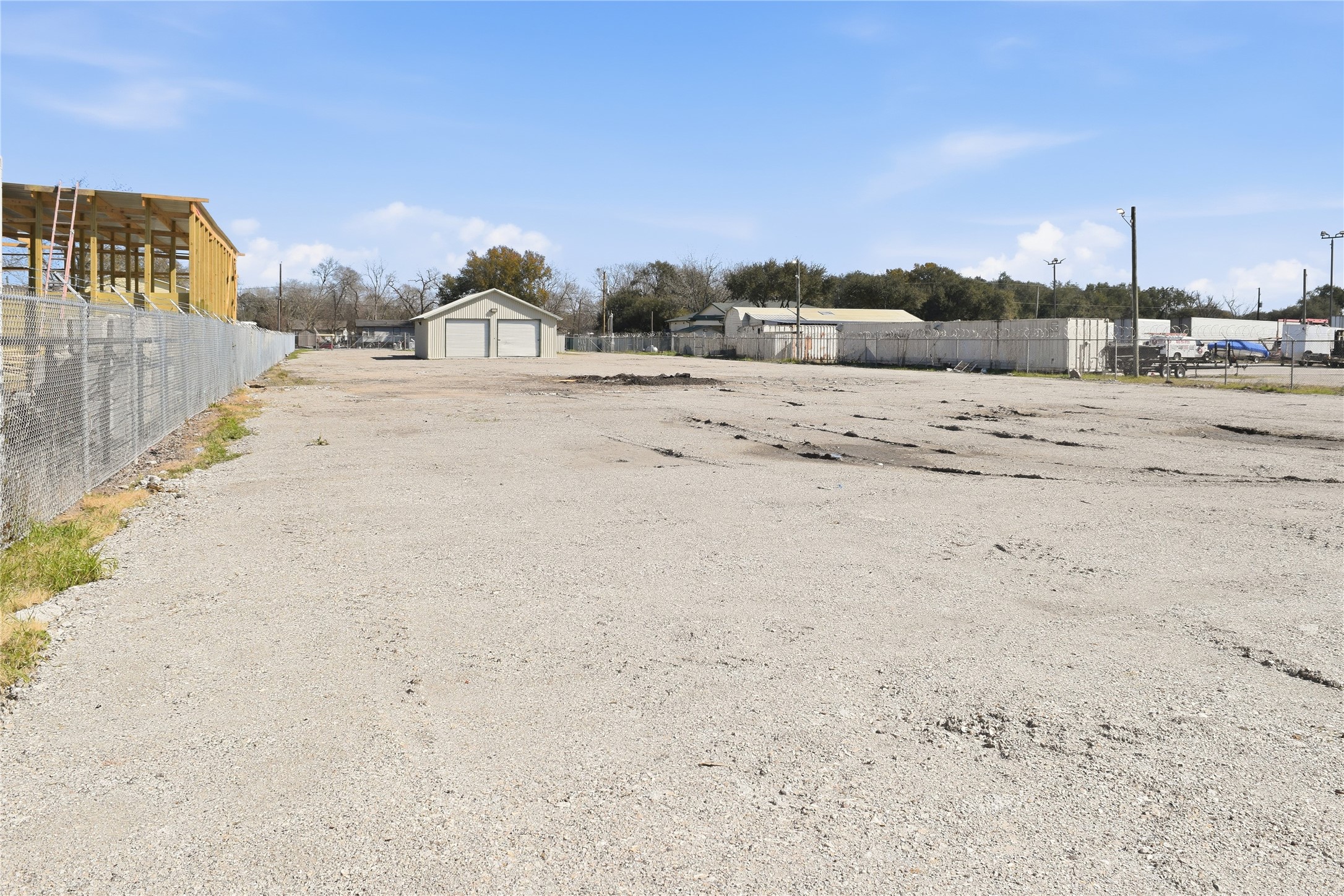 12123 West Dr Property Photo 6