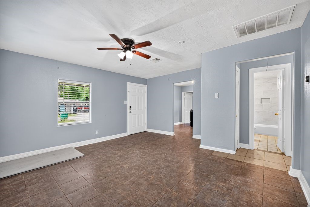 7319 Mountbatten Road Property Photo 3