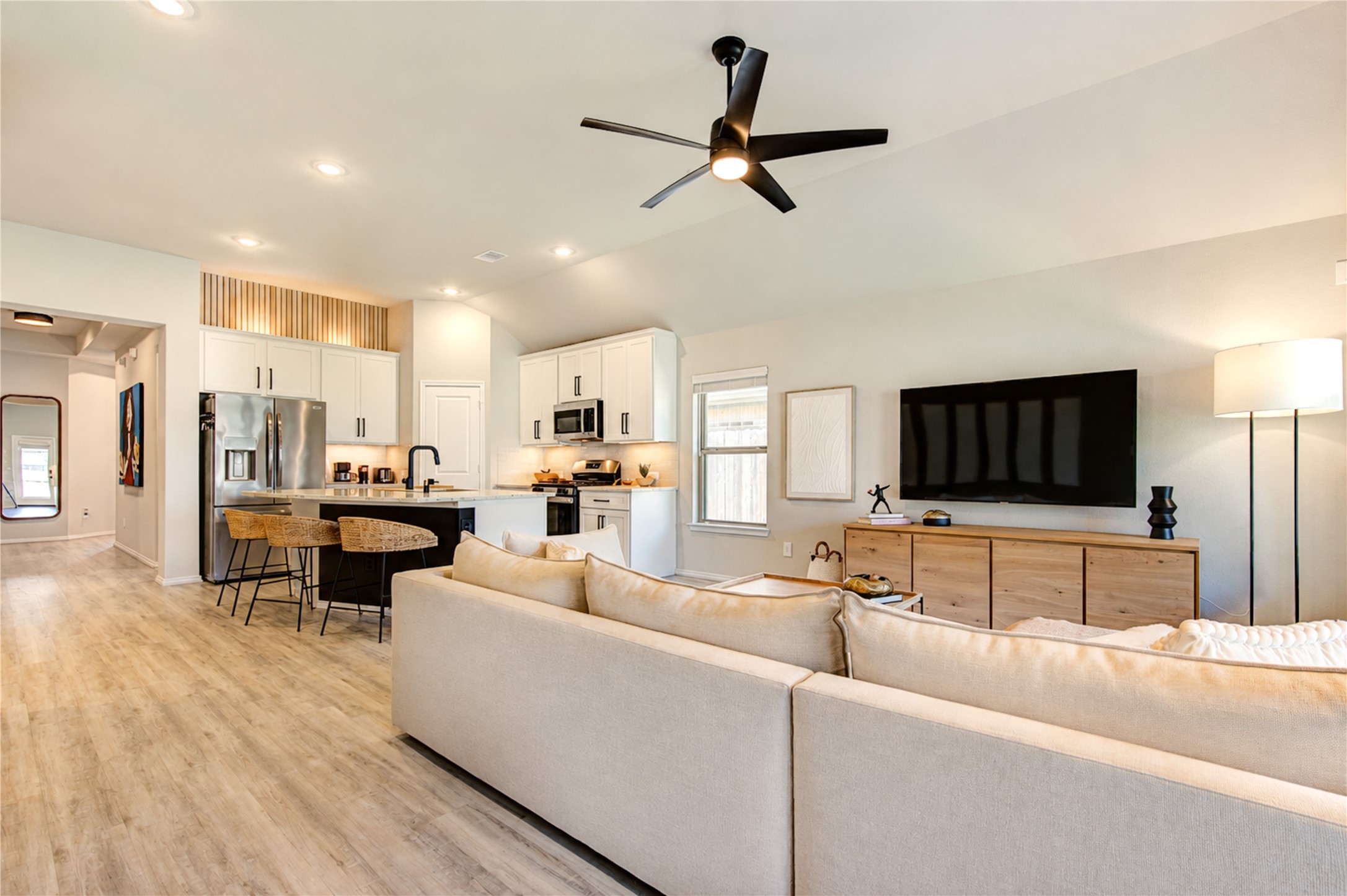 17333 Merlot Skies Street Property Photo 15