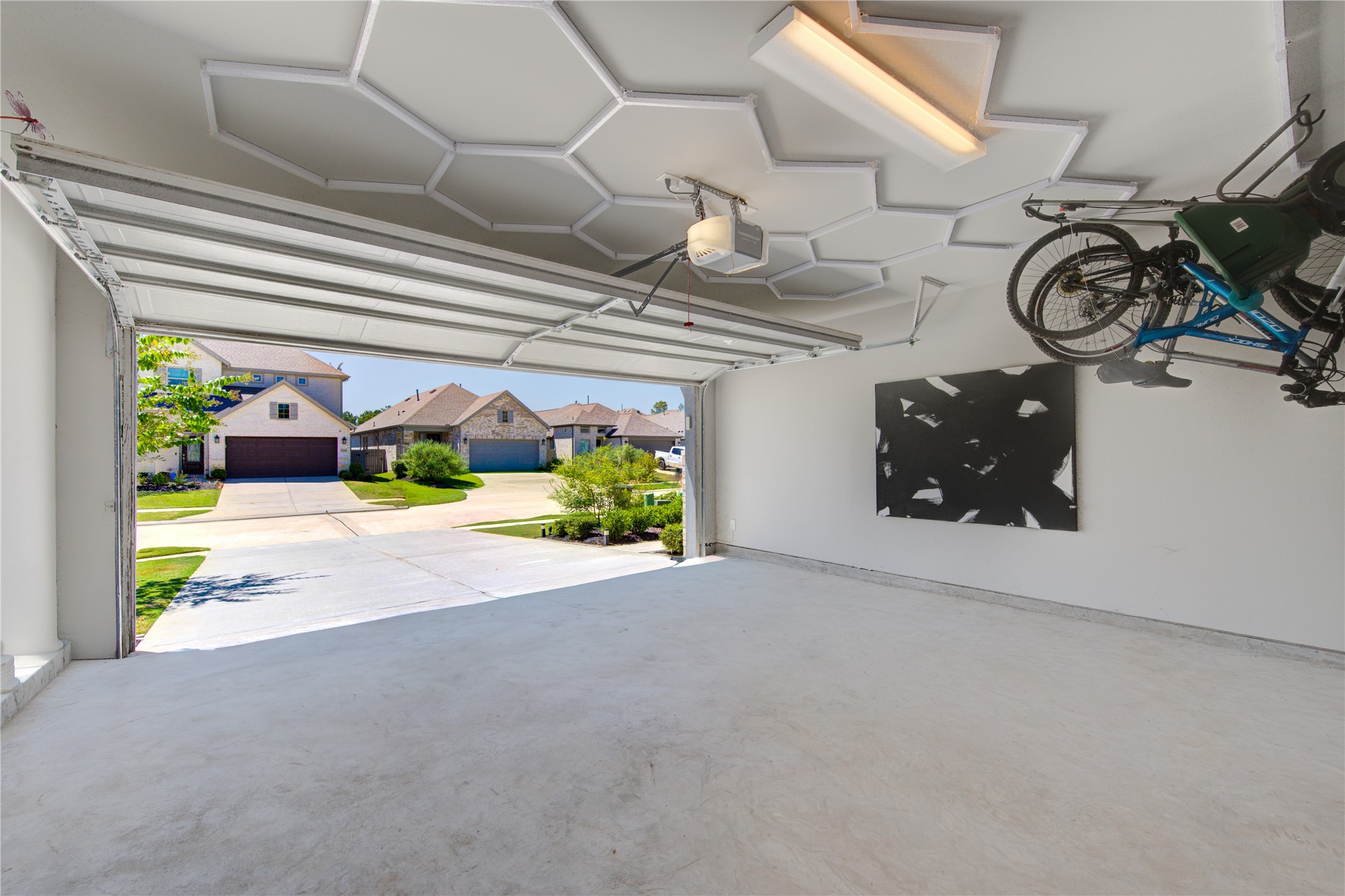 17333 Merlot Skies Street Property Photo 29