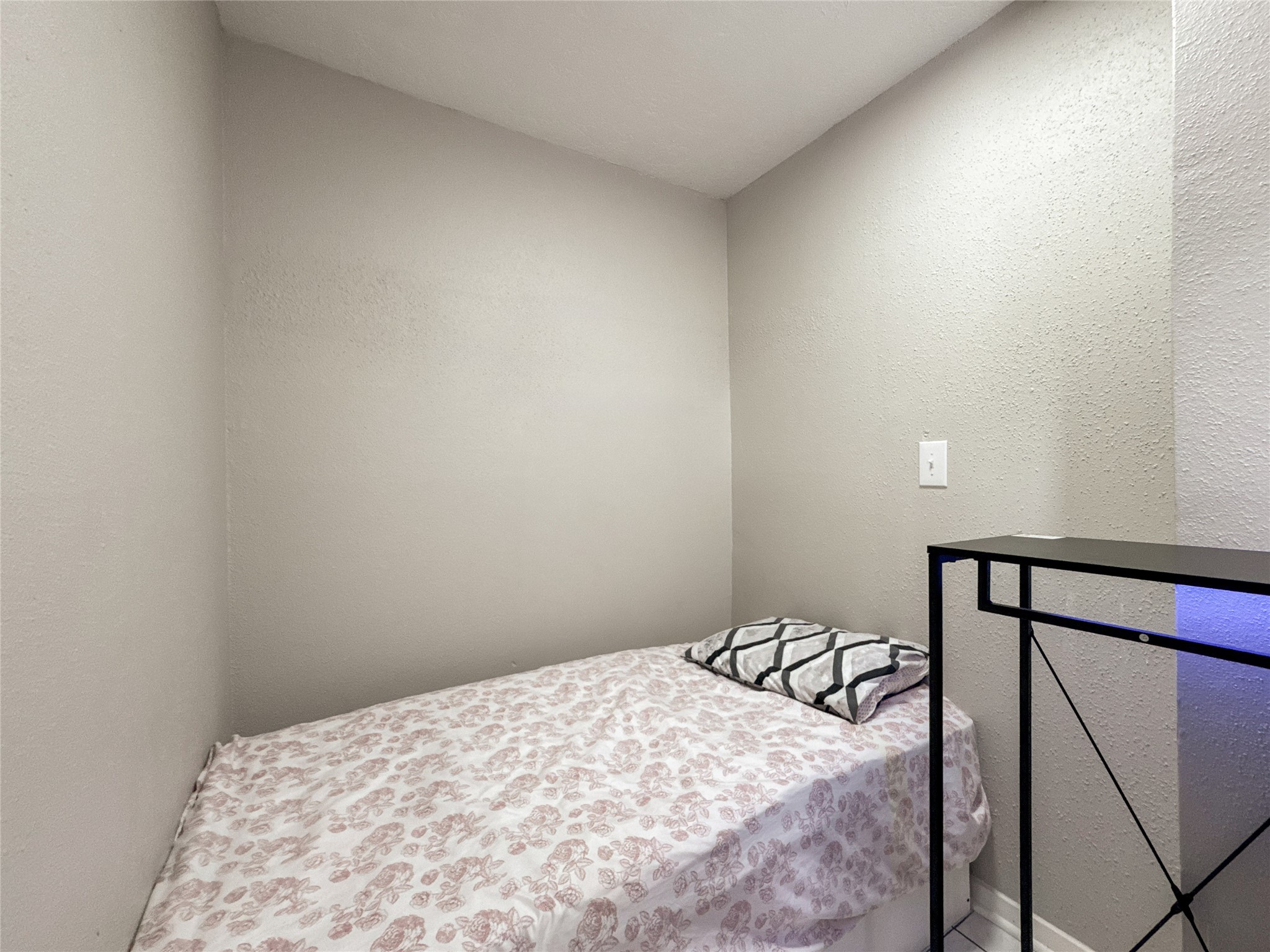 2021 Spenwick Drive 413 Property Photo 13