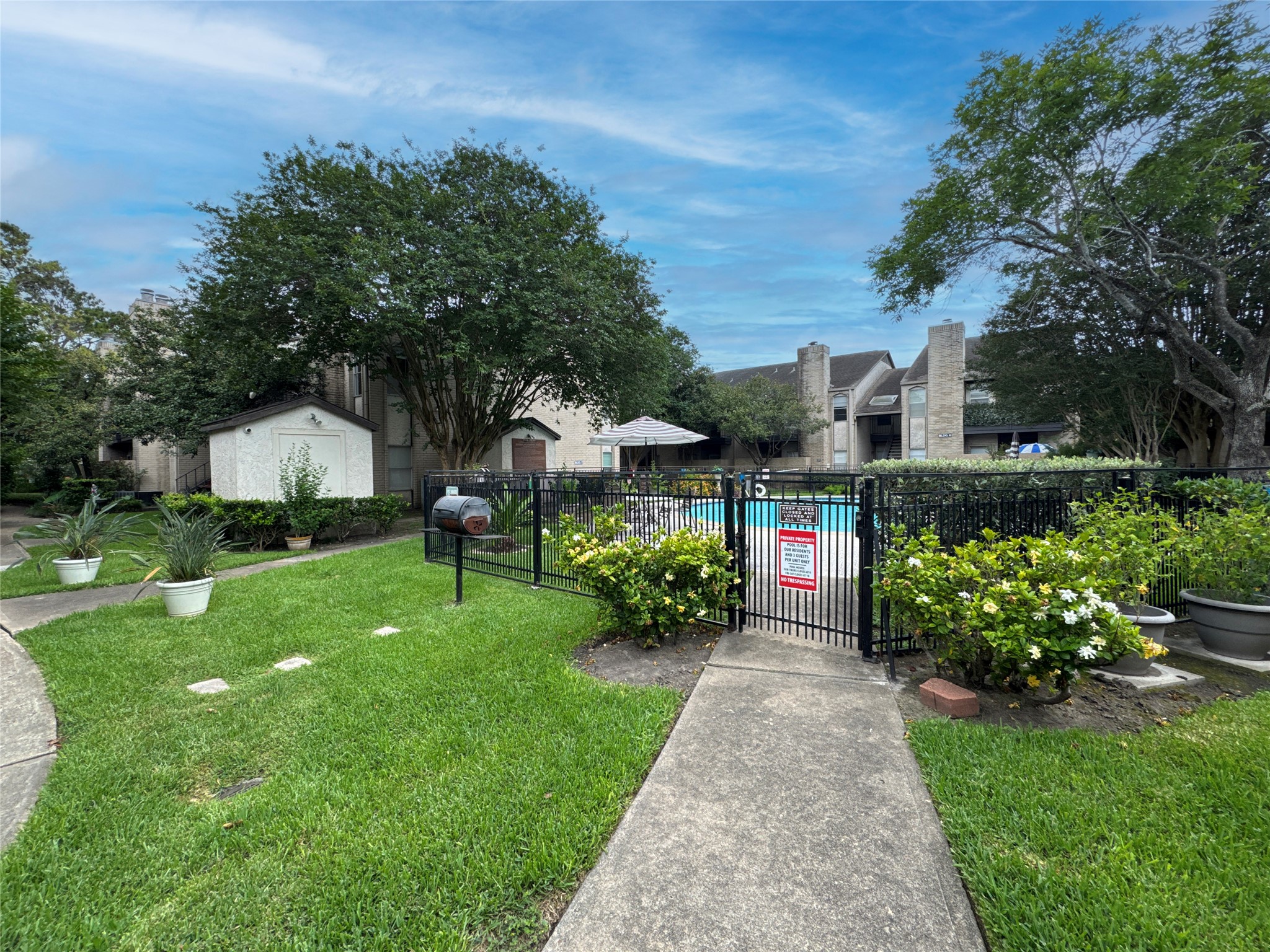 2021 Spenwick Drive 413 Property Photo 25