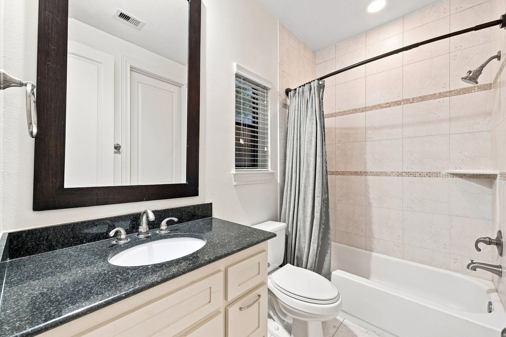 9609 Pemberton Crescent Drive Property Photo 19