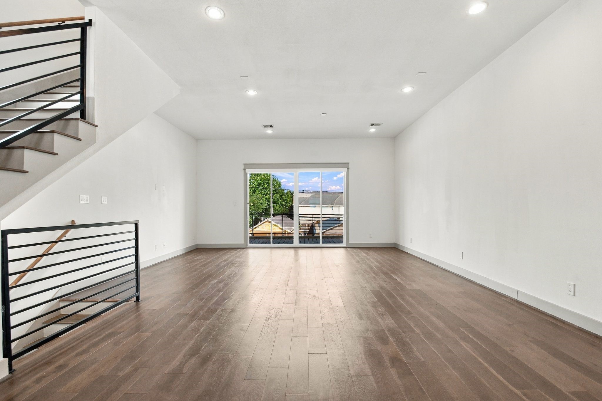 2217 Sherwin Street Property Photo 21