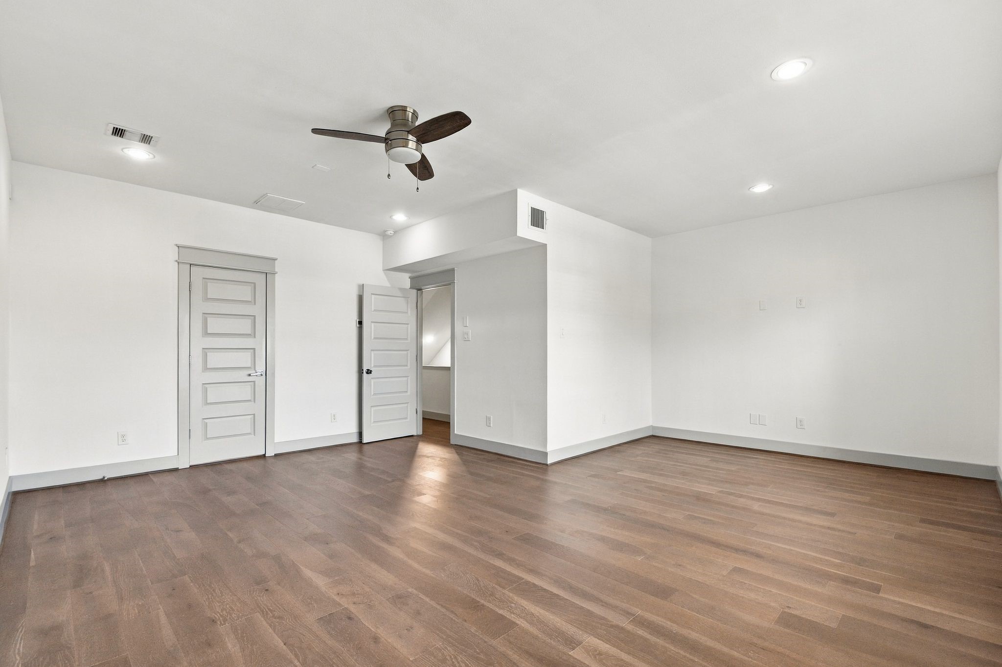 2217 Sherwin Street Property Photo 30