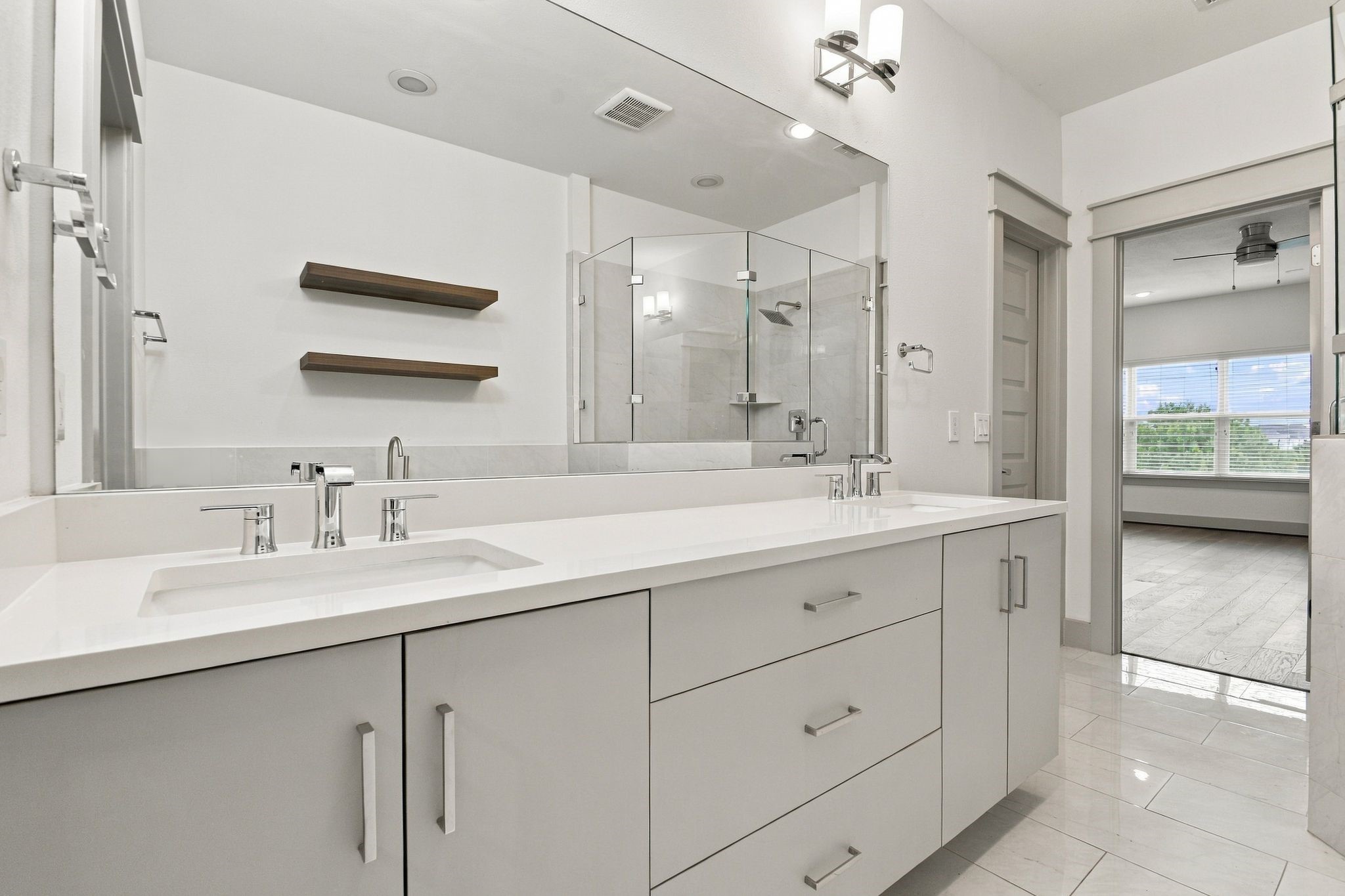 2217 Sherwin Street Property Photo 35