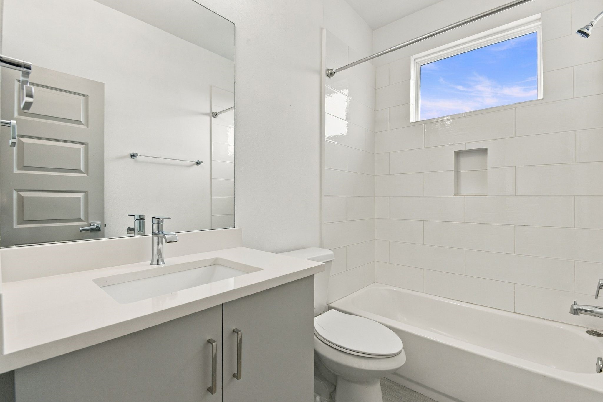2217 Sherwin Street Property Photo 40