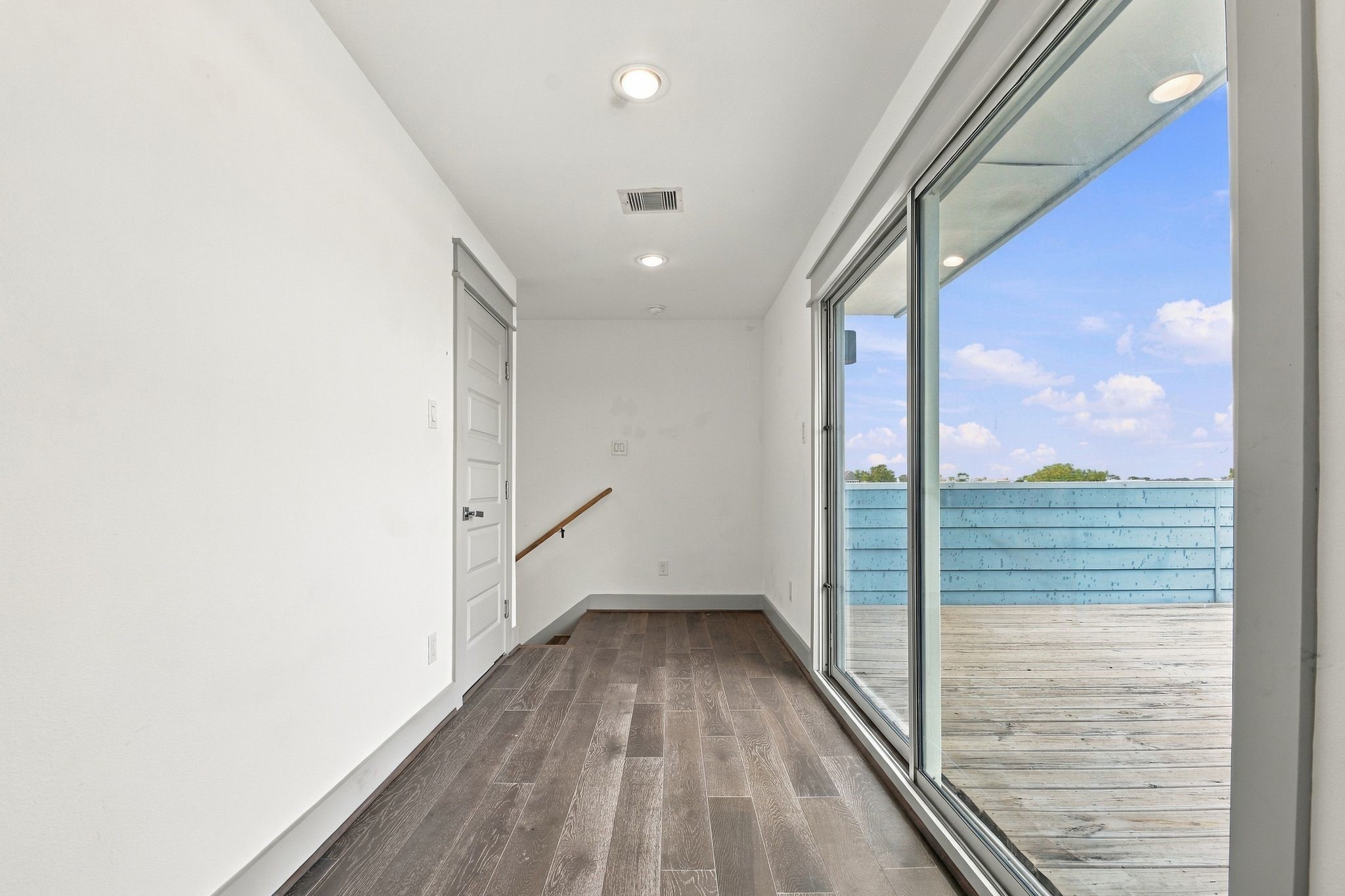 2217 Sherwin Street Property Photo 45