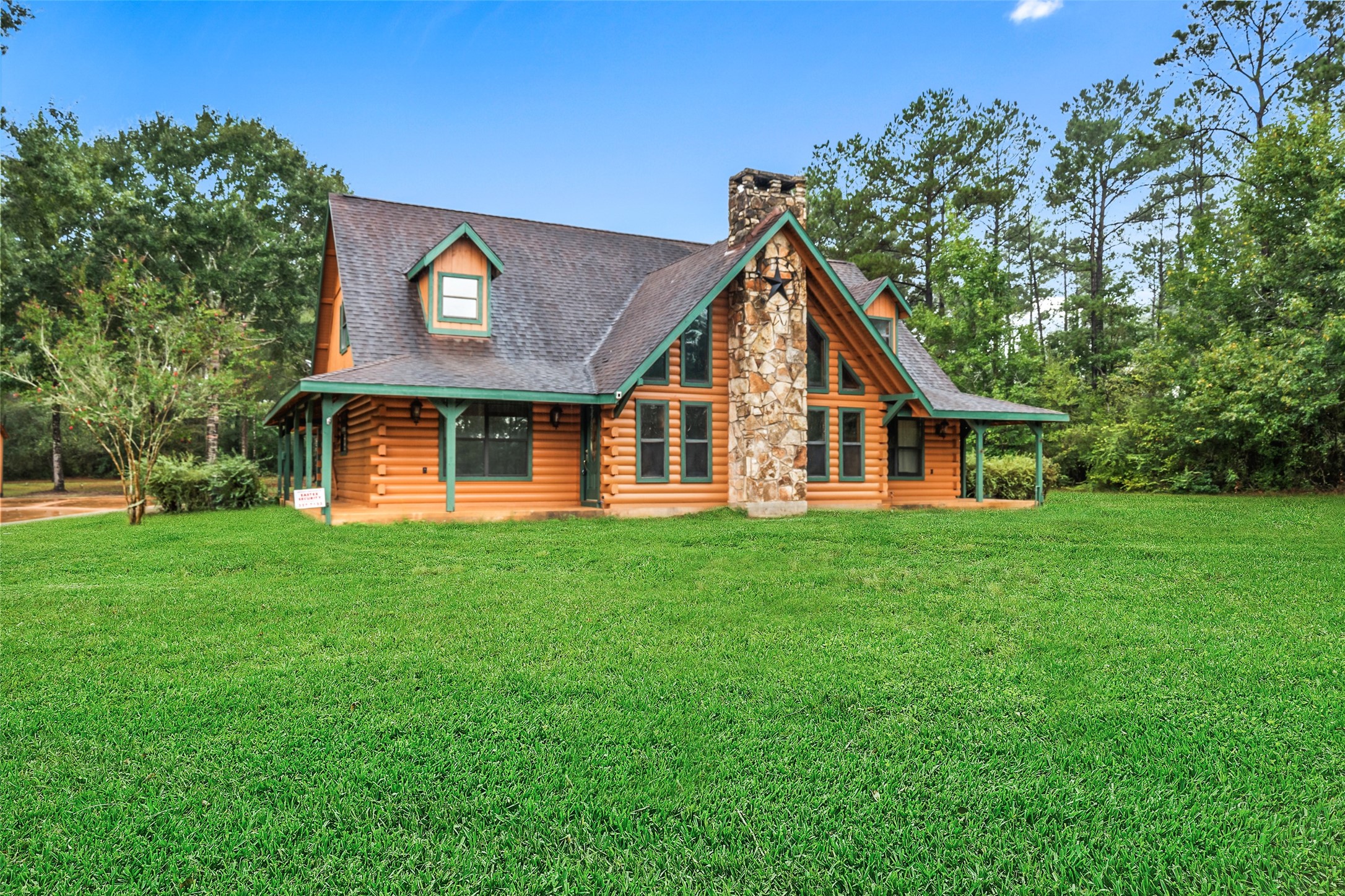 7900 Highway 150 Property Photo 1