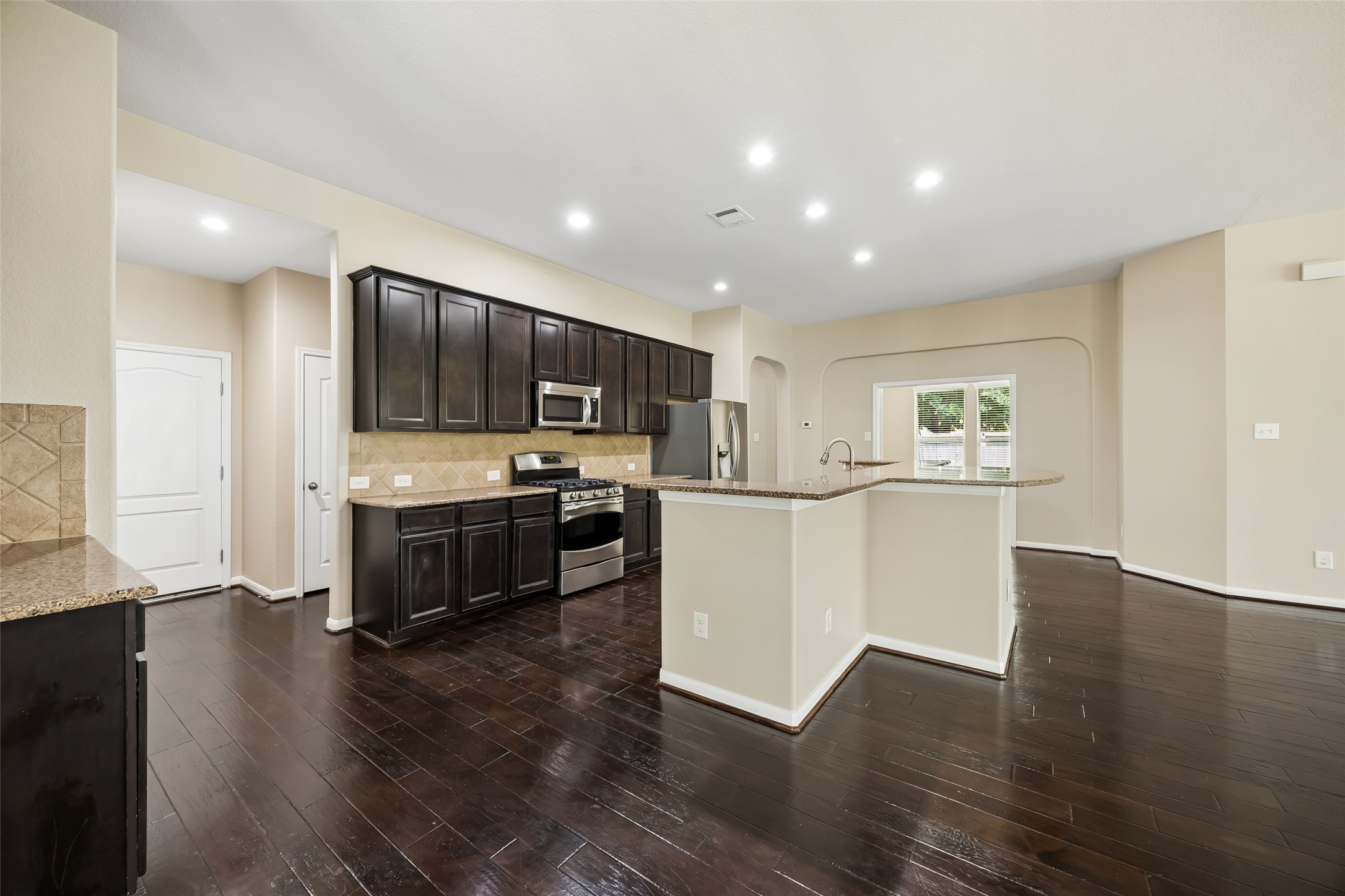 25201 Quiet Ledge Property Photo 9