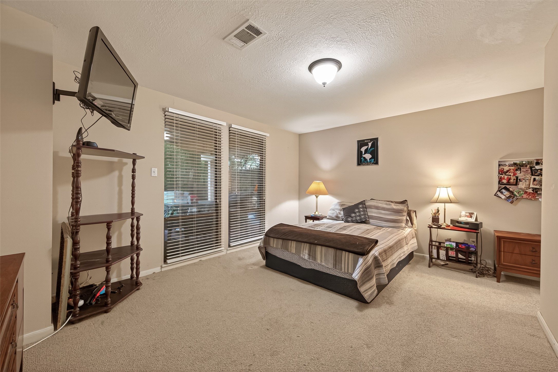 11614 Cedar Creek Drive Property Photo 24