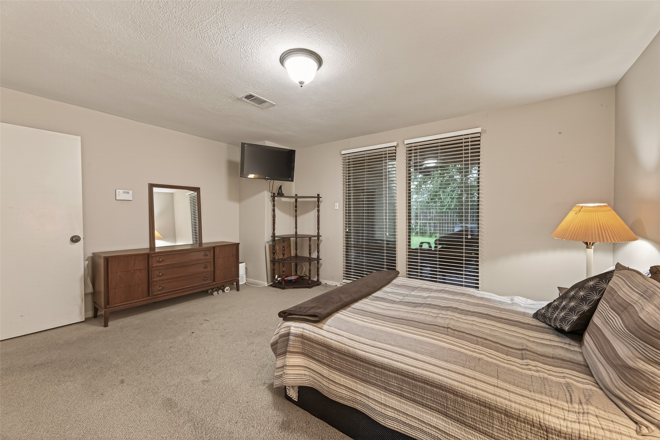 11614 Cedar Creek Drive Property Photo 26
