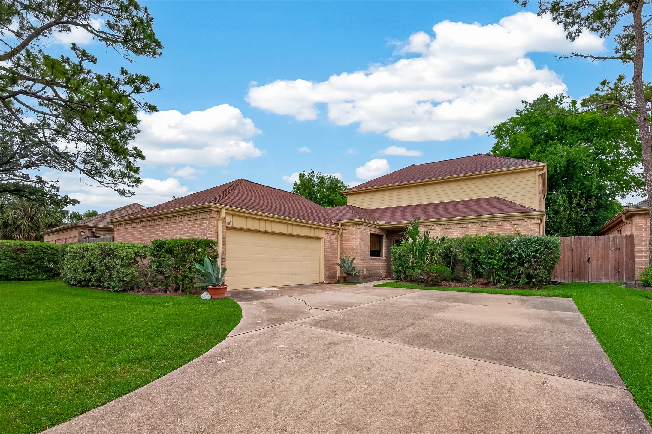 11614 Cedar Creek Drive Property Photo 27