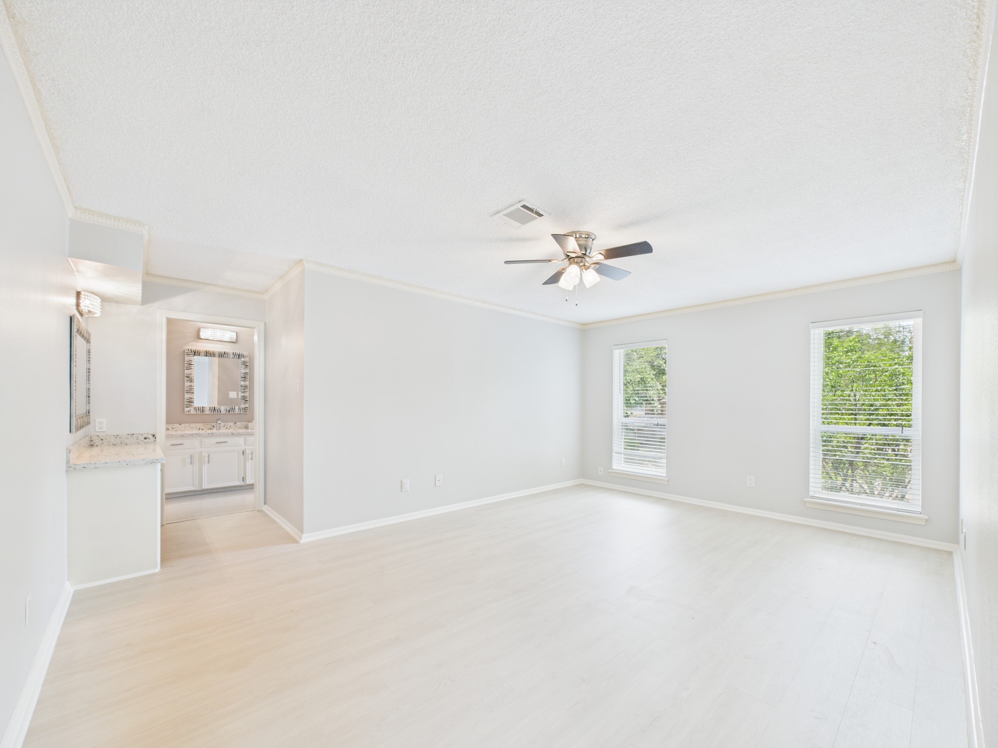 702 Daria Court Property Photo 27