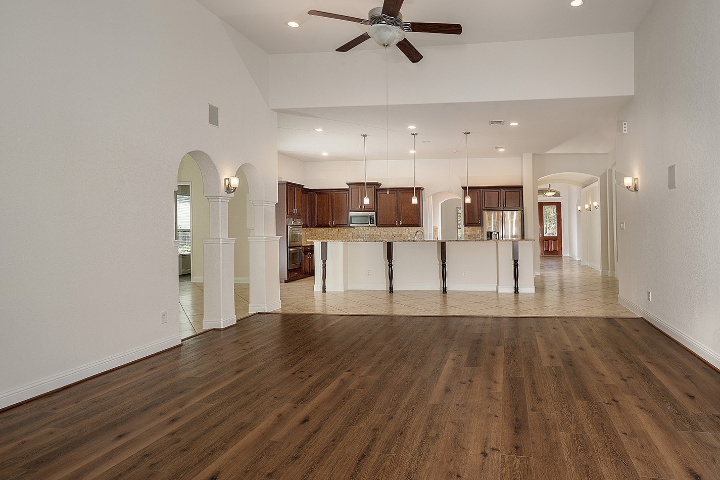 46 Caprice Bend Place Property Photo 8