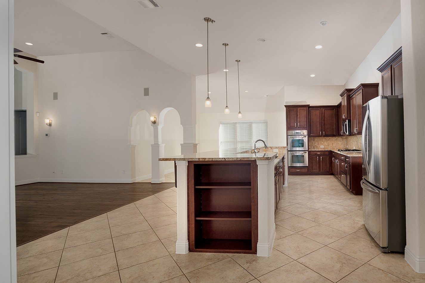 46 Caprice Bend Place Property Photo 12