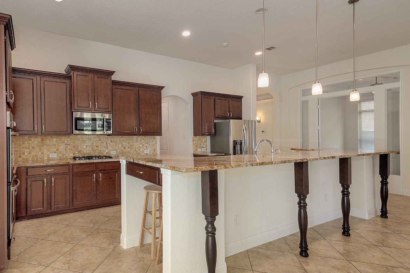 46 Caprice Bend Place Property Photo 14