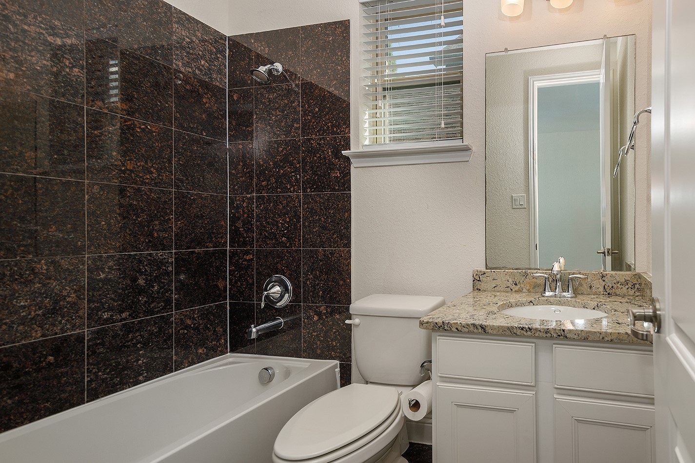 46 Caprice Bend Place Property Photo 23