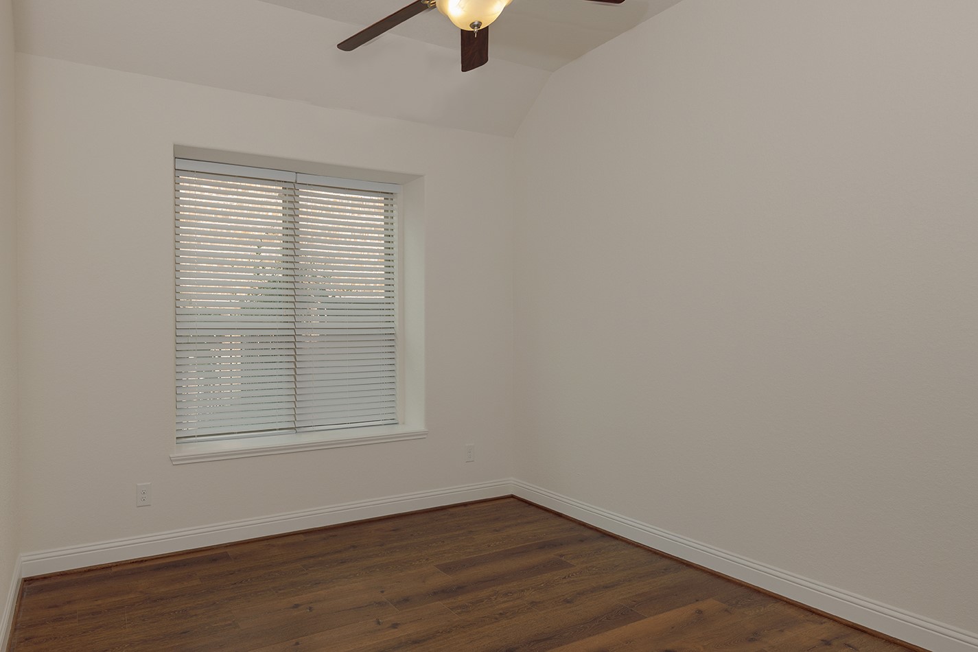 46 Caprice Bend Place Property Photo 27