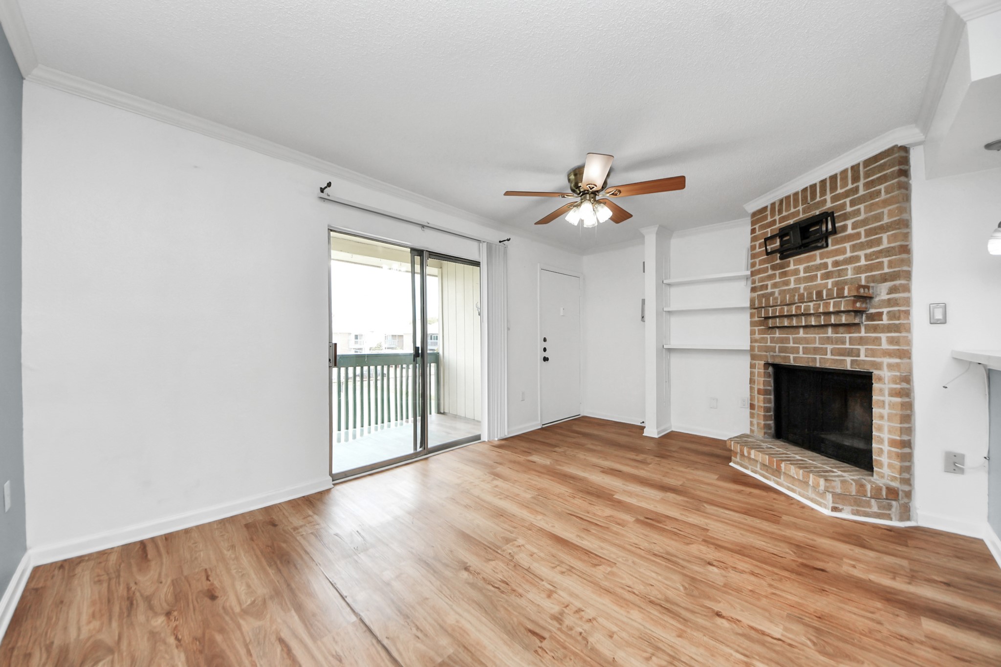 250 El Dorado Boulevard 204 Property Photo 5