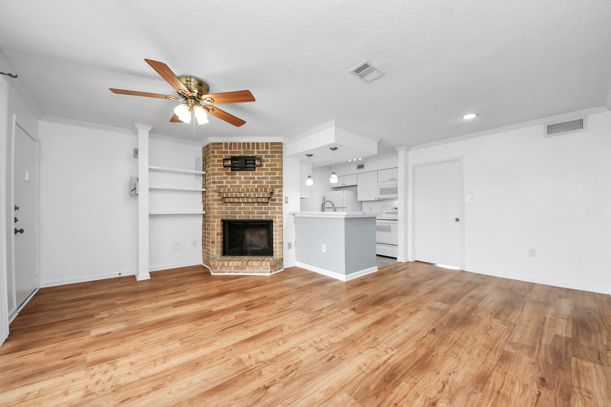250 El Dorado Boulevard 204 Property Photo 14