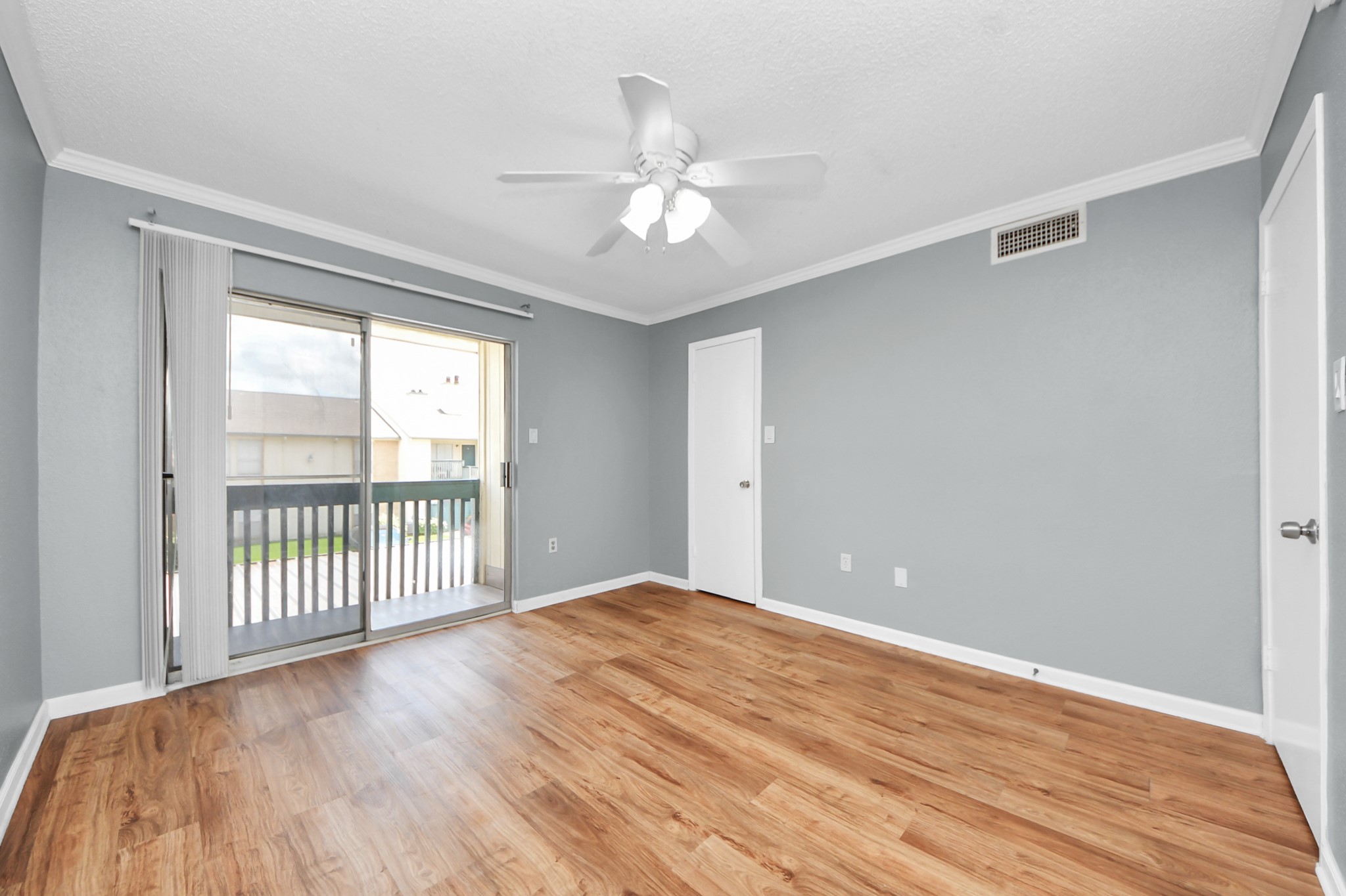 250 El Dorado Boulevard 204 Property Photo 19