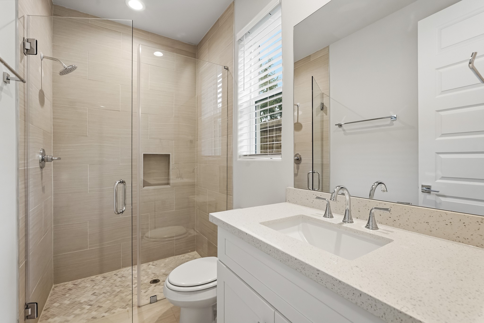 3109 Arlington Street Property Photo 5
